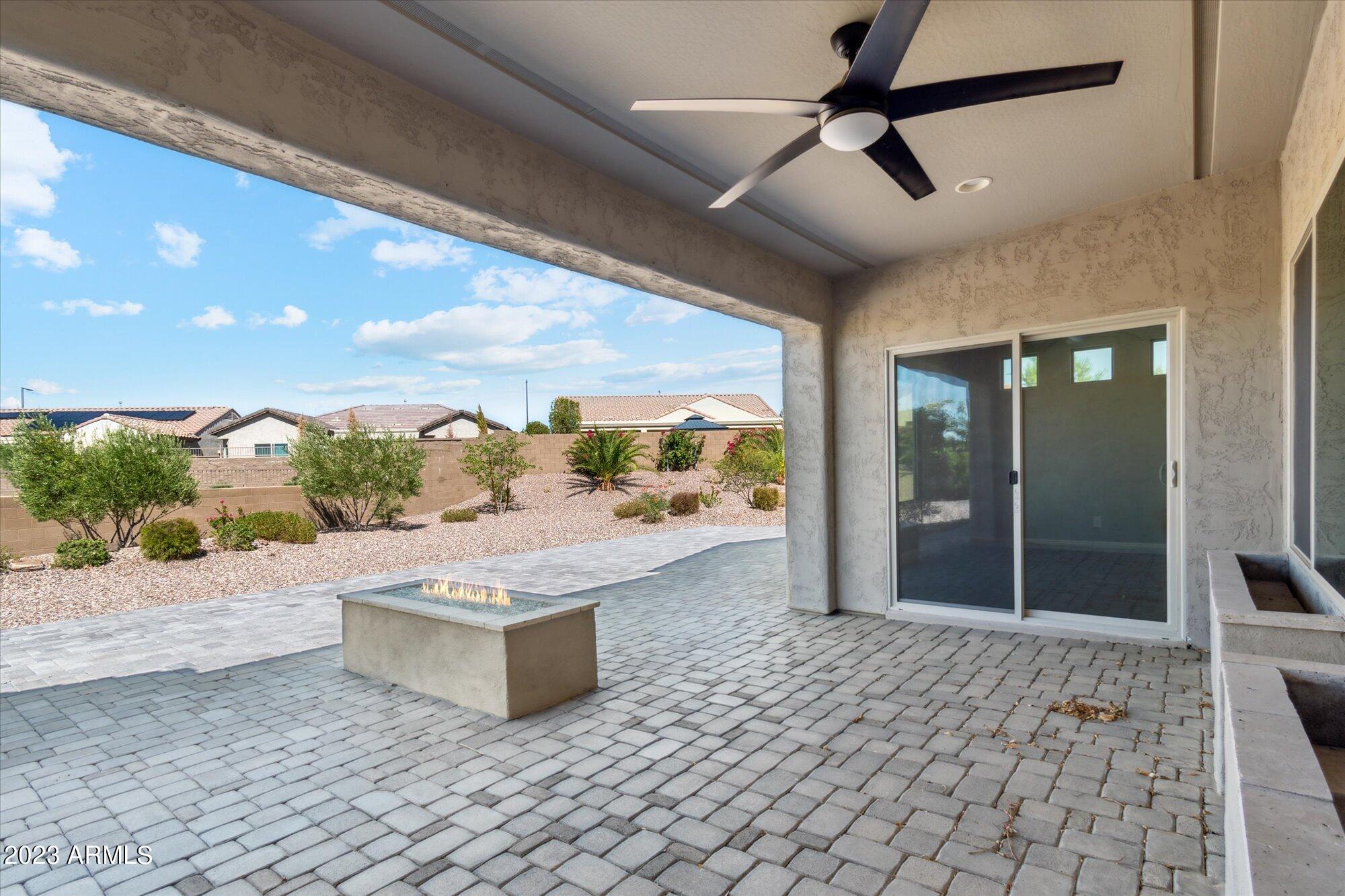 5766 W SARATOGA Court