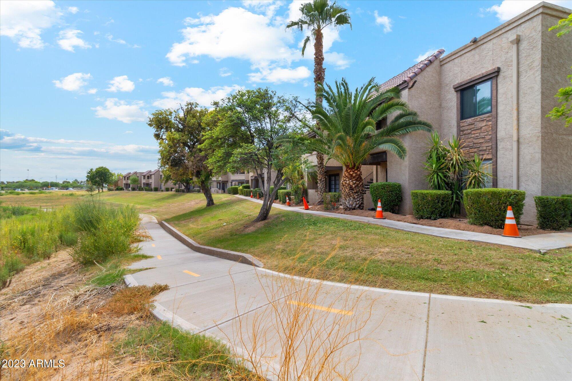 5995 N 78TH Street, 1083