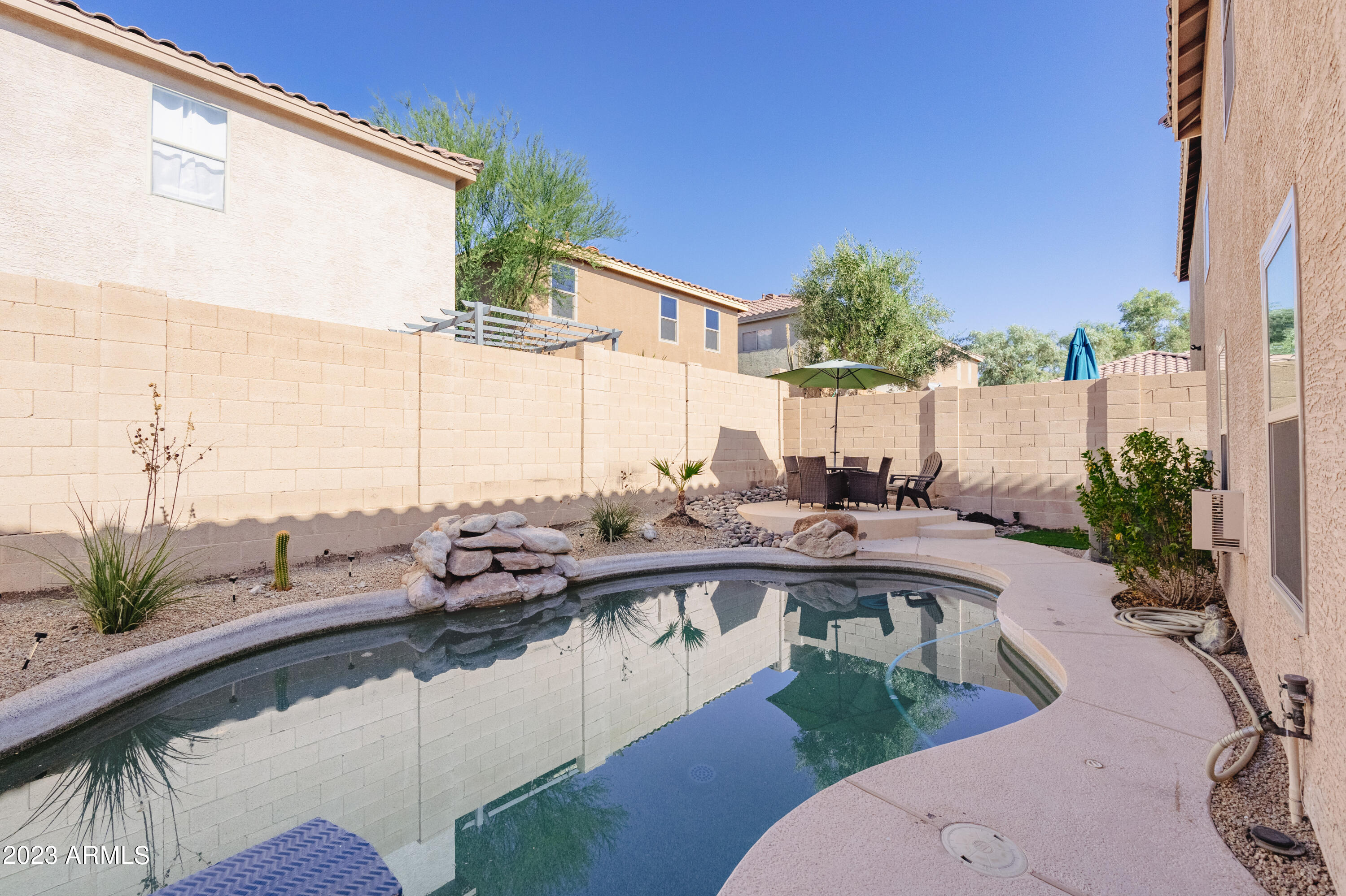 1730 W WILDWOOD Drive