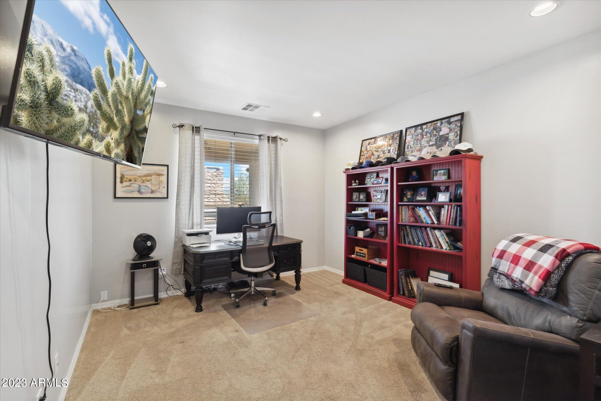 2364 W PHILLIPS Road