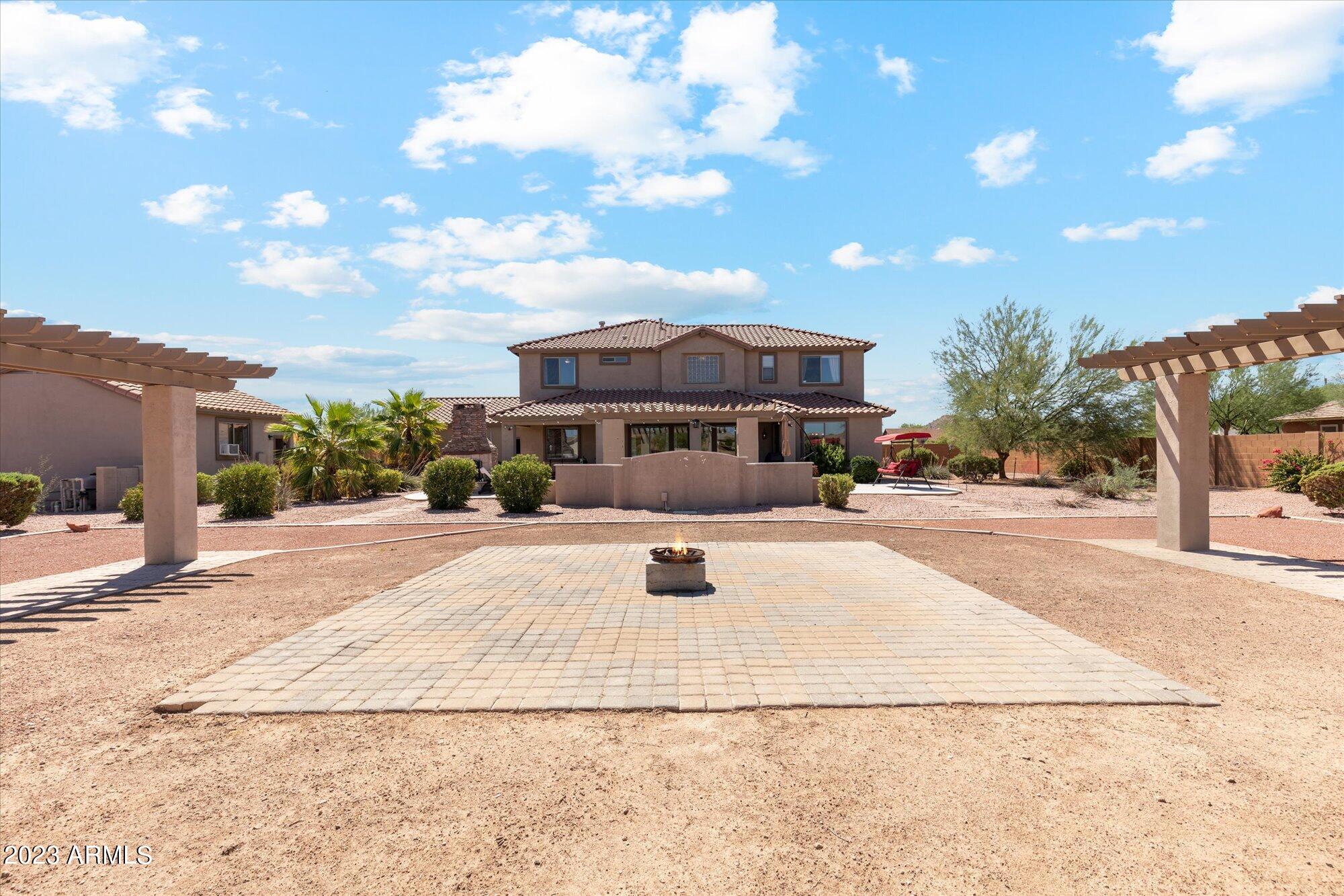2364 W PHILLIPS Road