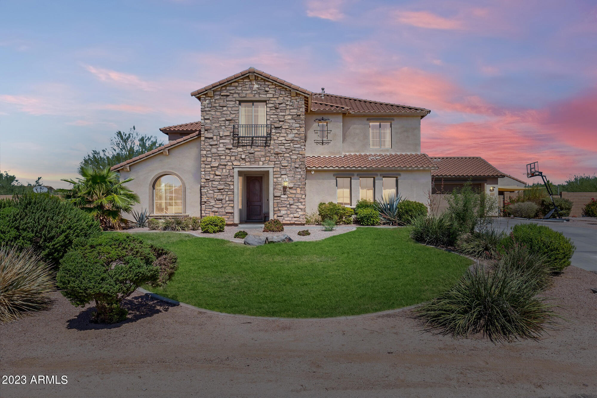 2364 W PHILLIPS Road