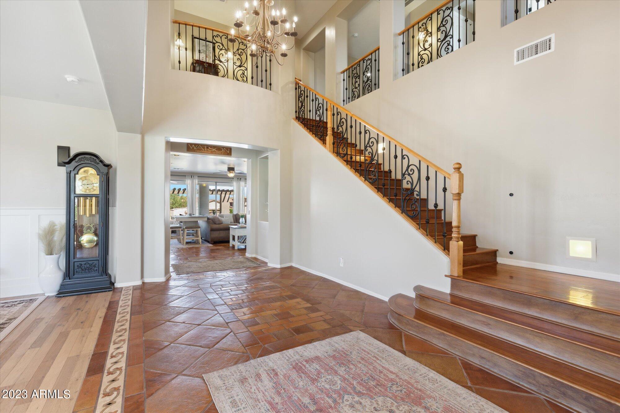 2364 W PHILLIPS Road
