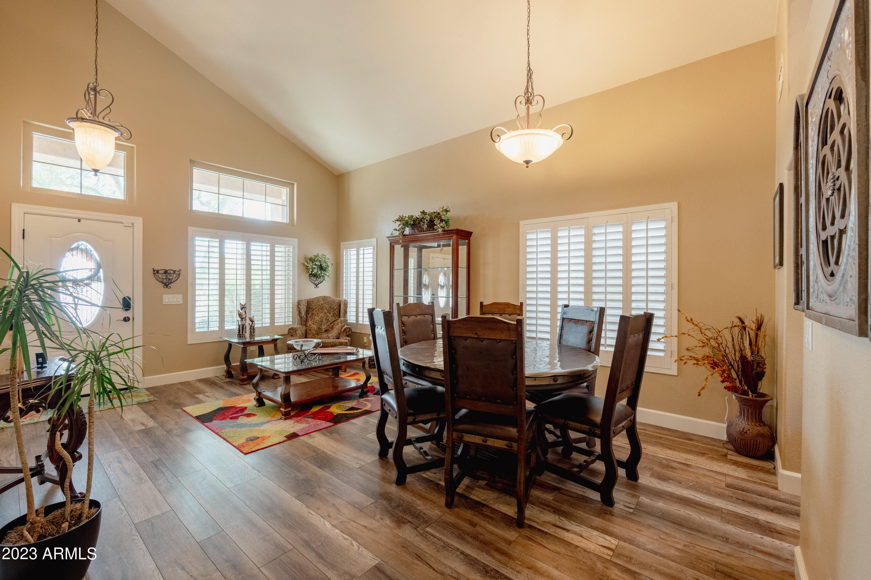 1764 W MUIRWOOD Drive