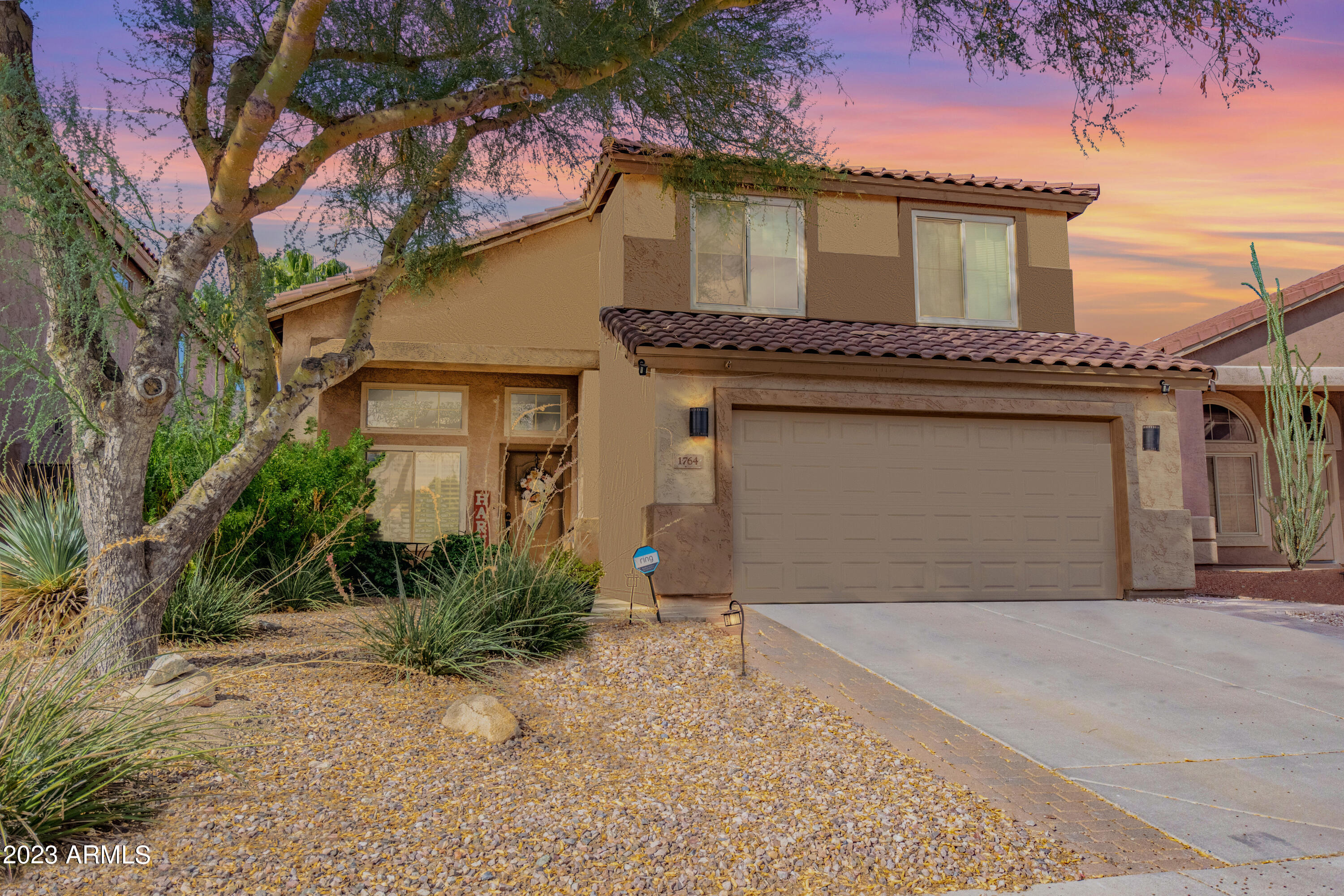 1764 W MUIRWOOD Drive