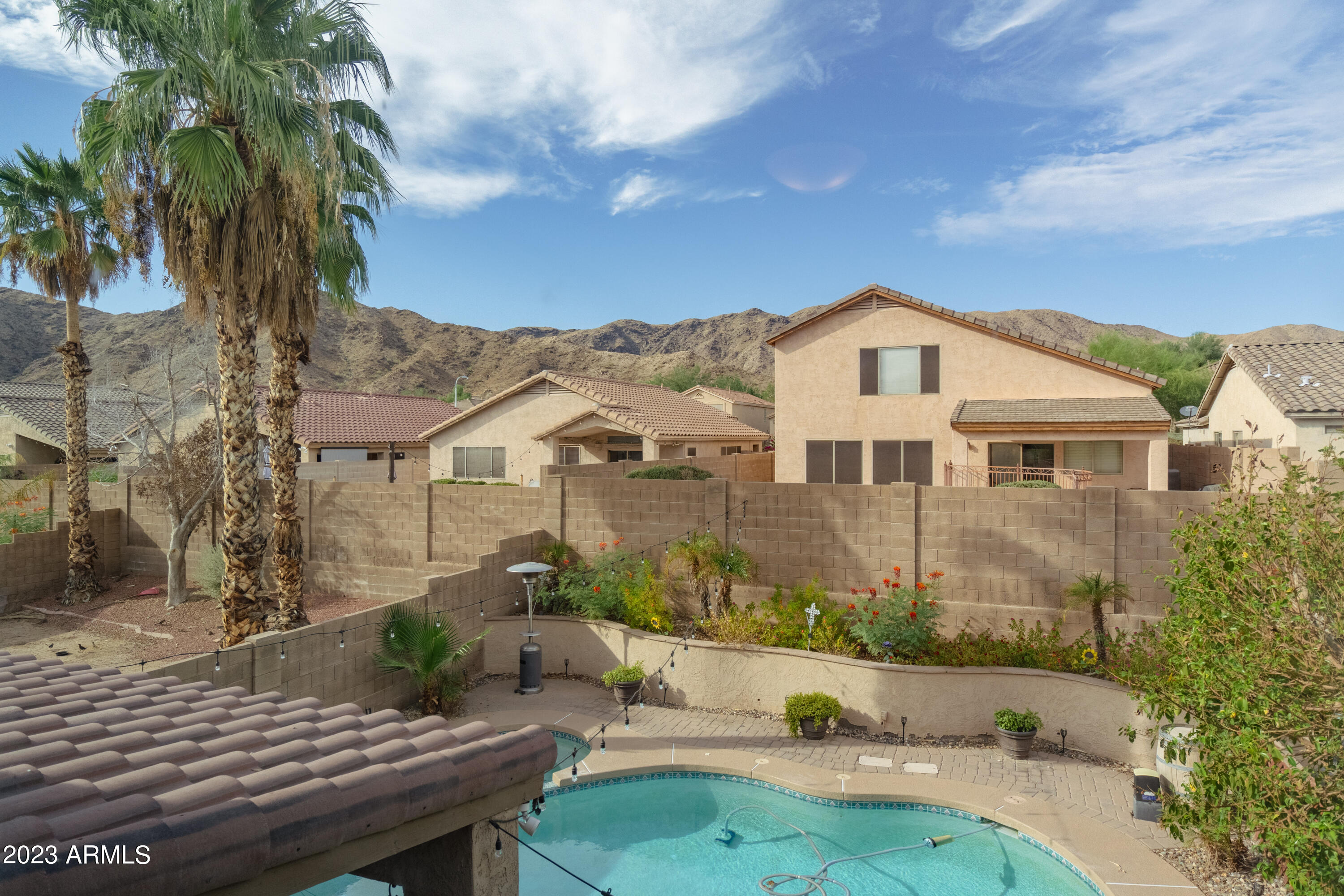 1764 W MUIRWOOD Drive