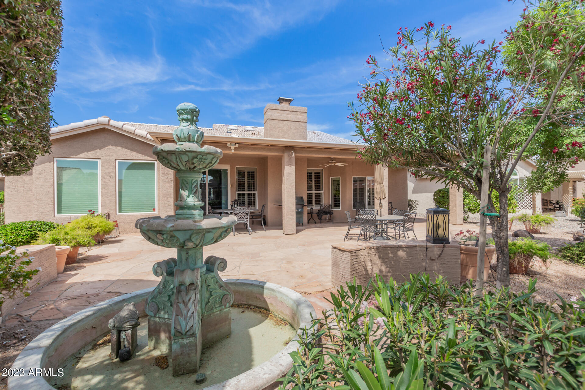 9313 E DIAMOND Drive