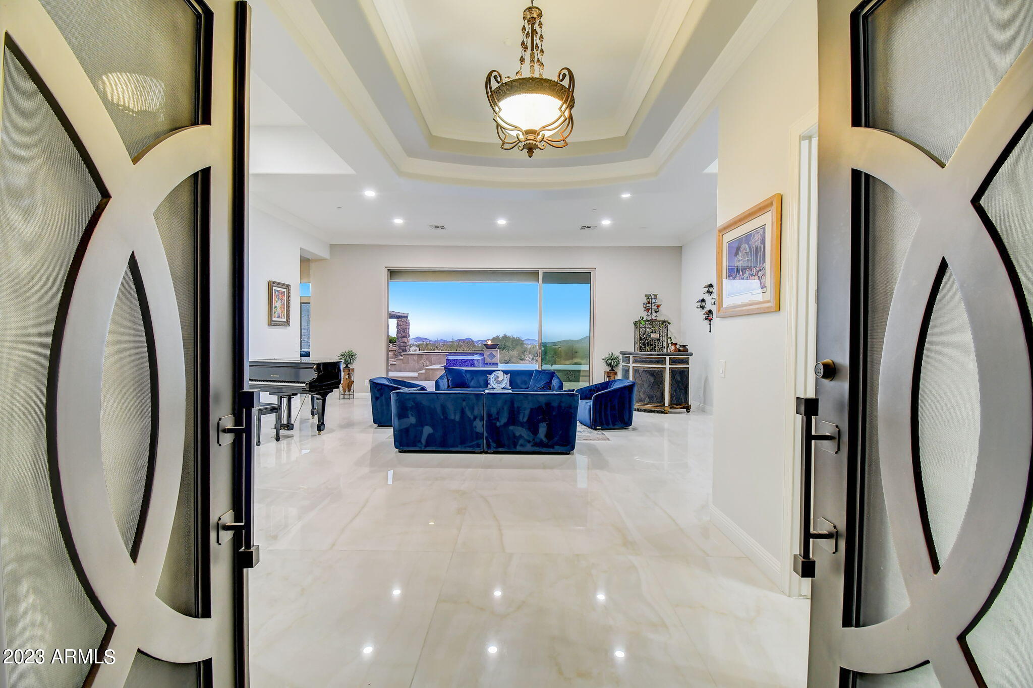 42139 N MOUNTAIN COVE Drive