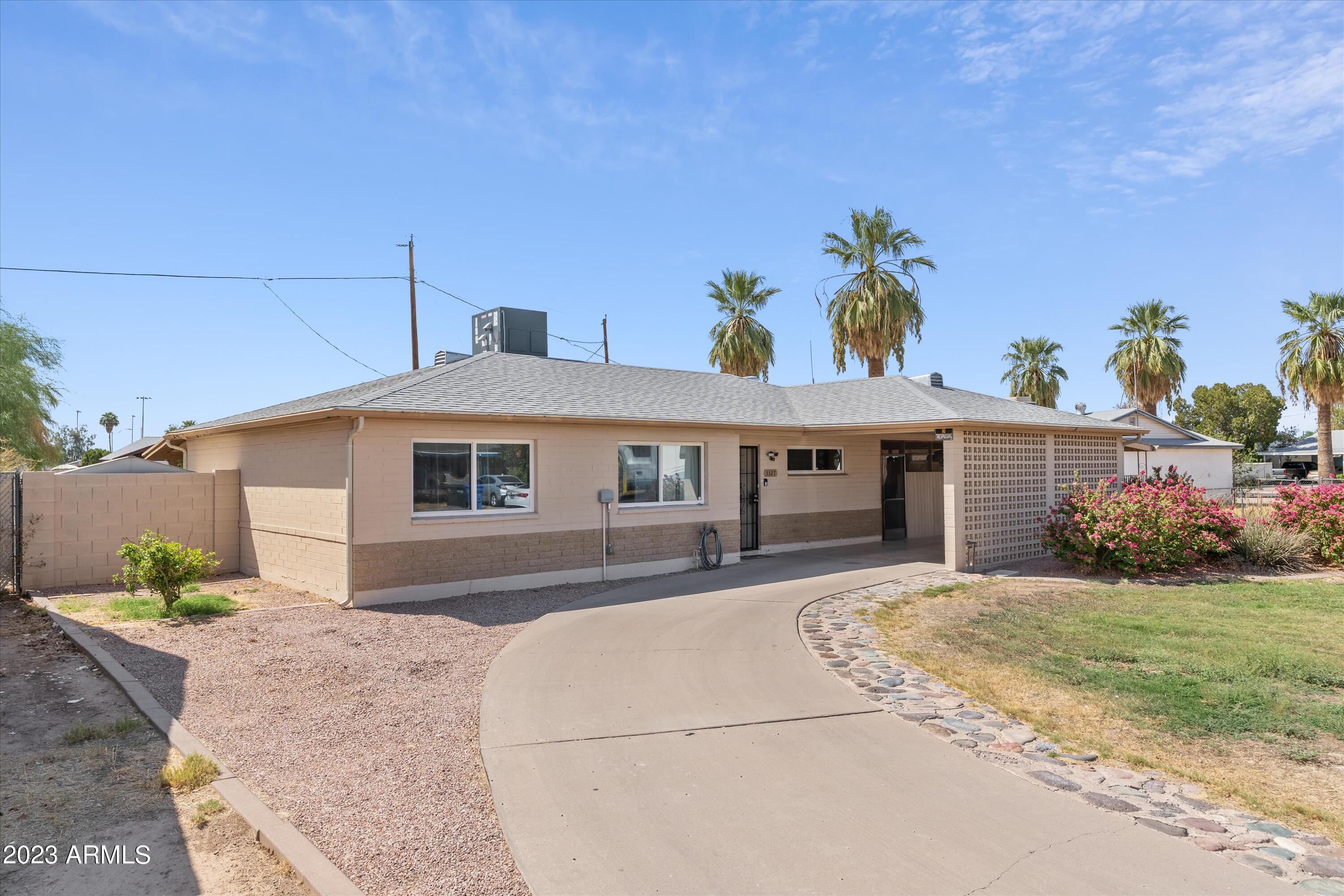 3327 W LAUREL Lane