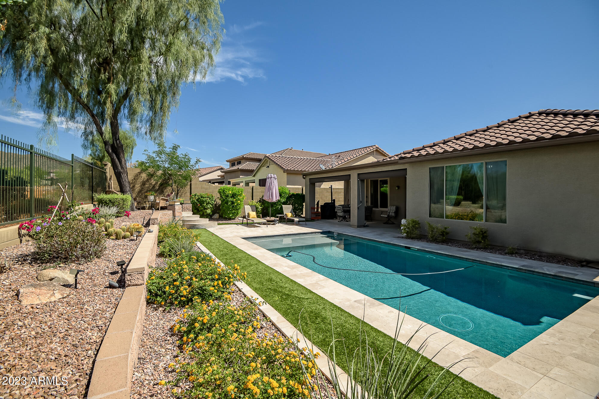 2440 W MEMORIAL Drive