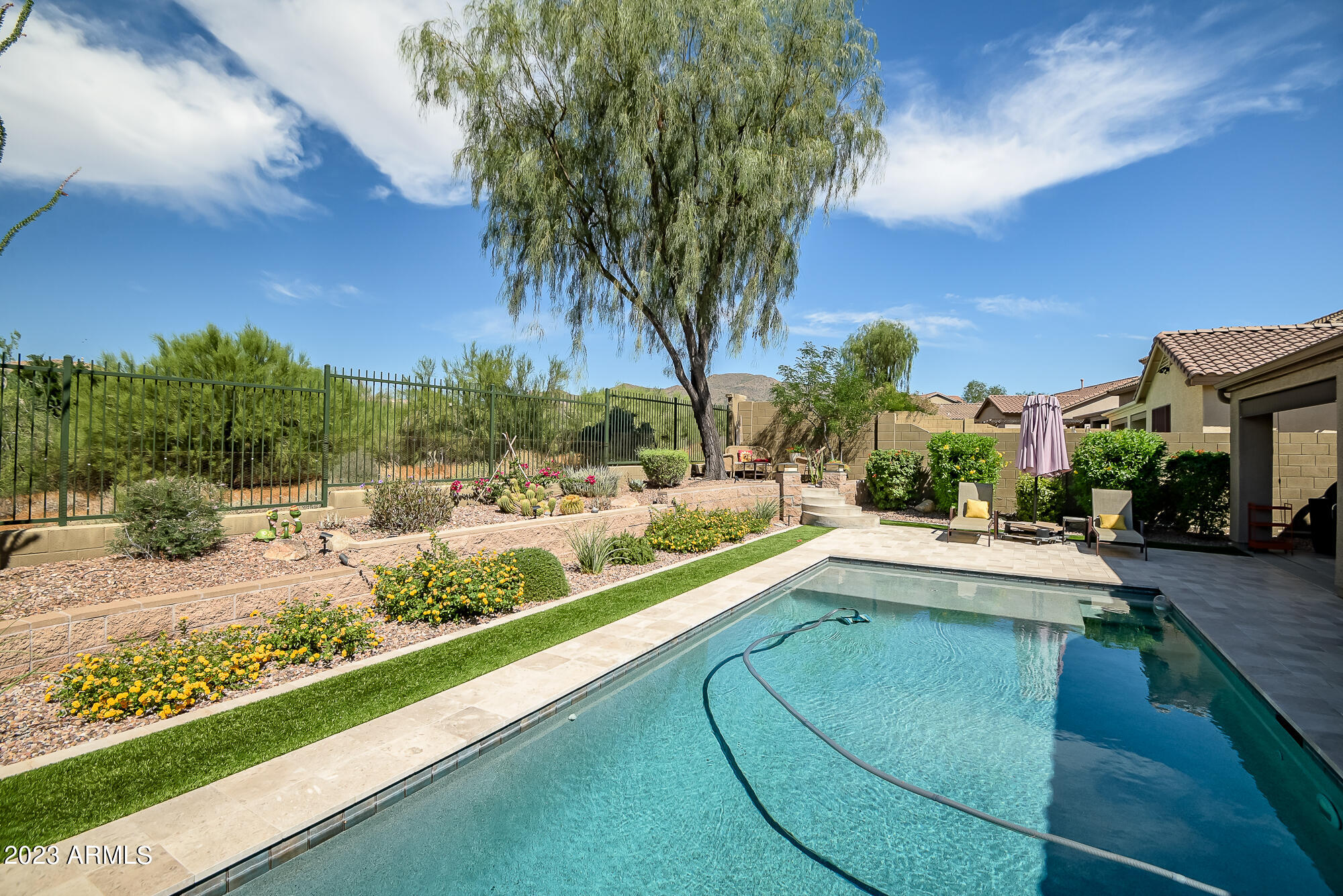 2440 W MEMORIAL Drive