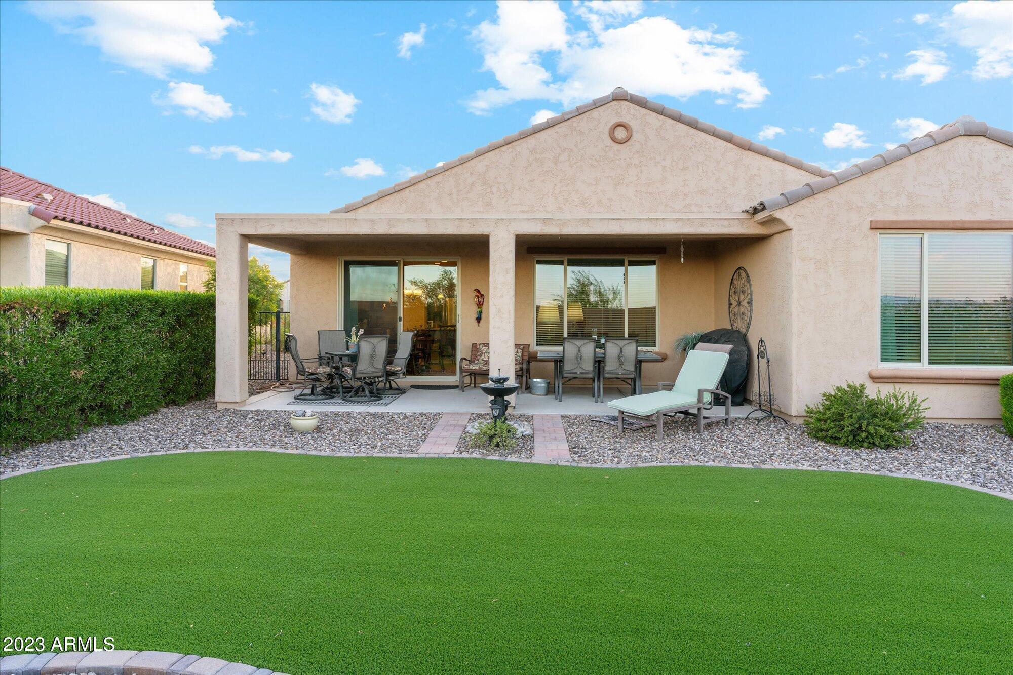 4275 N Presidio Drive