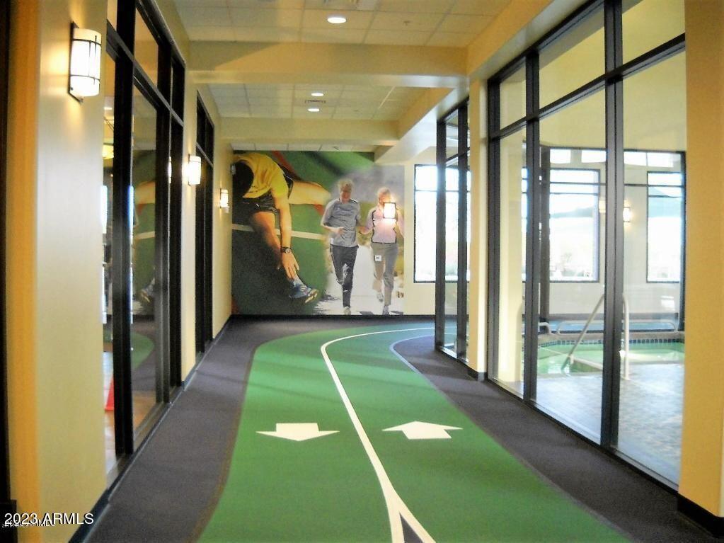 4275 N Presidio Drive