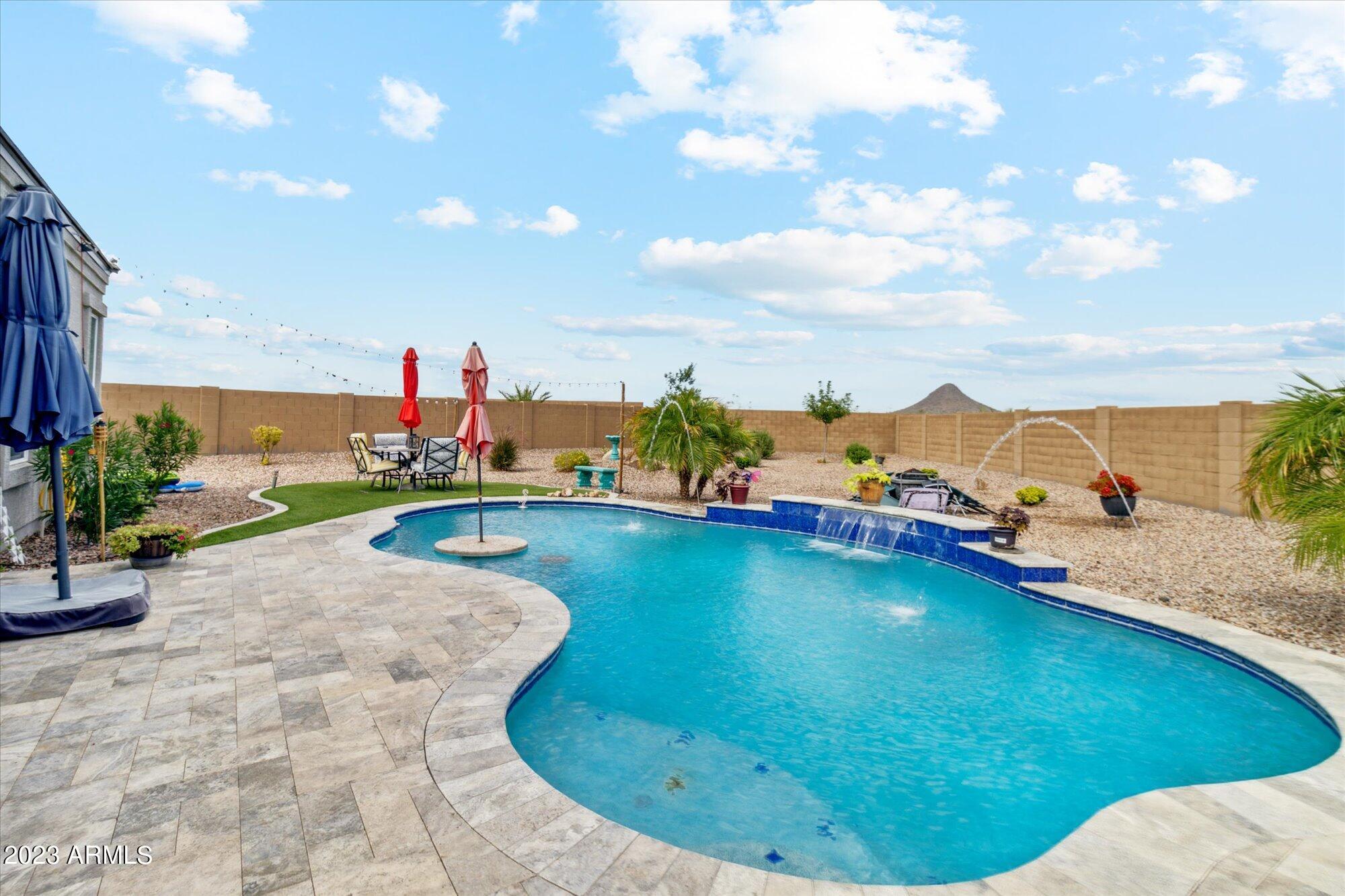 8570 W RUSHMORE Way
