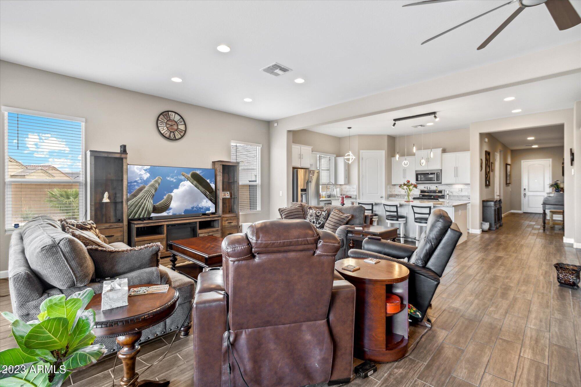 8570 W RUSHMORE Way