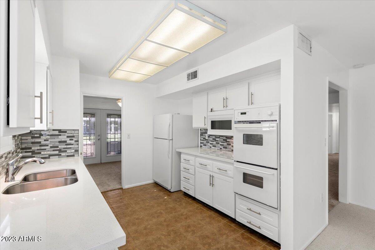 10324 W BRIGHT ANGEL Circle