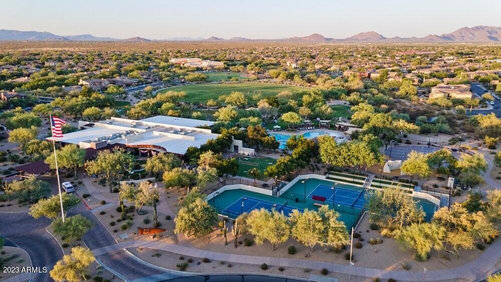 3935 E ROUGH RIDER Road, 1187