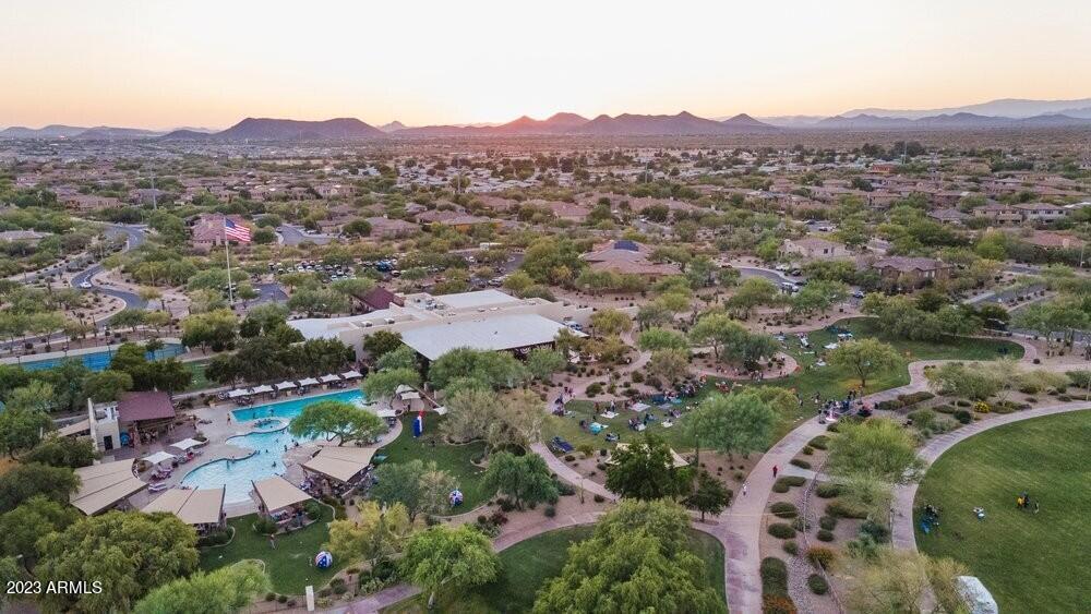 3935 E ROUGH RIDER Road, 1187