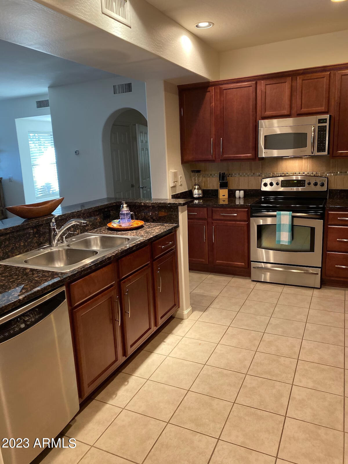 3935 E ROUGH RIDER Road, 1187