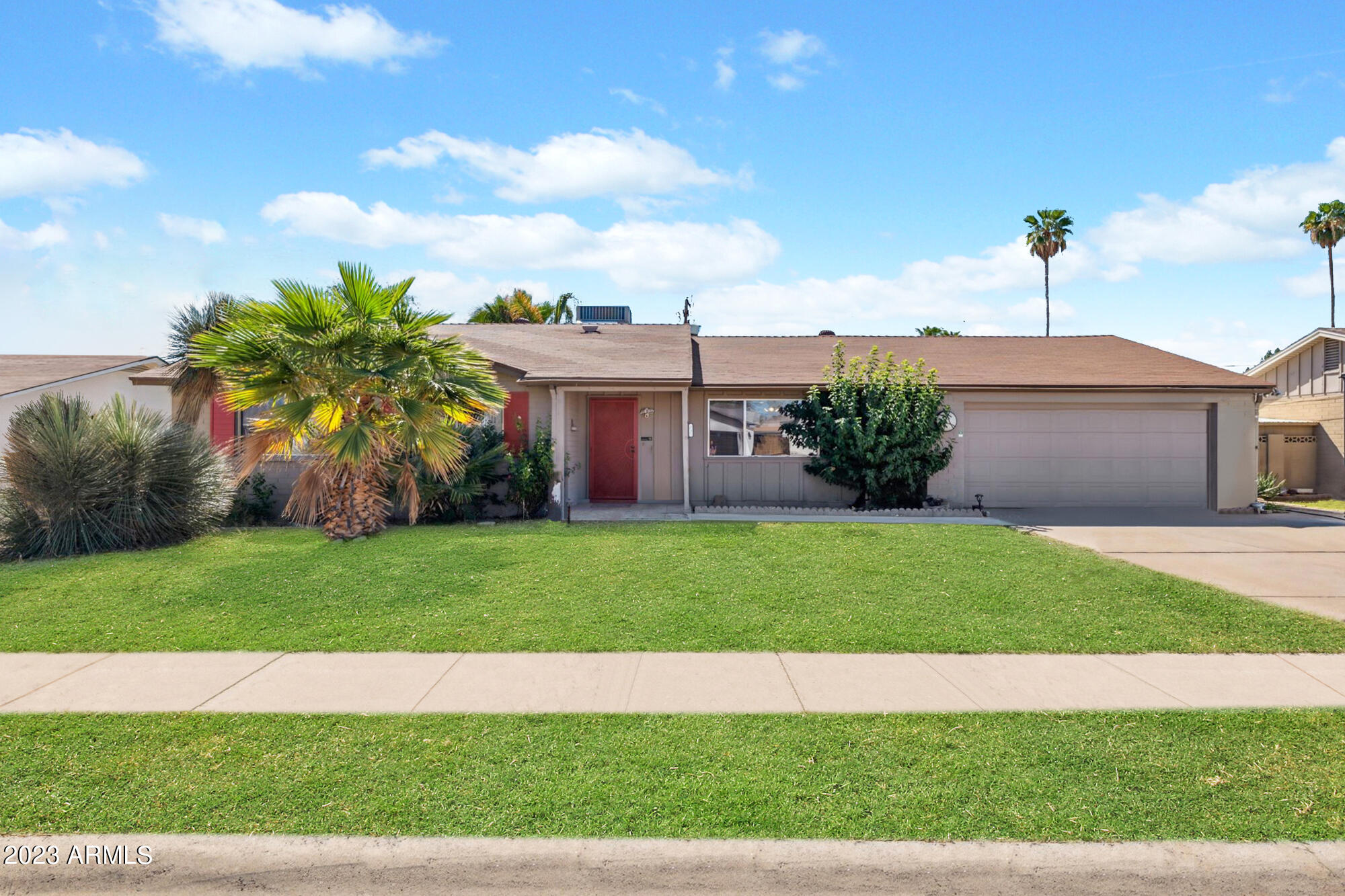 3021 E SHANGRI LA Road