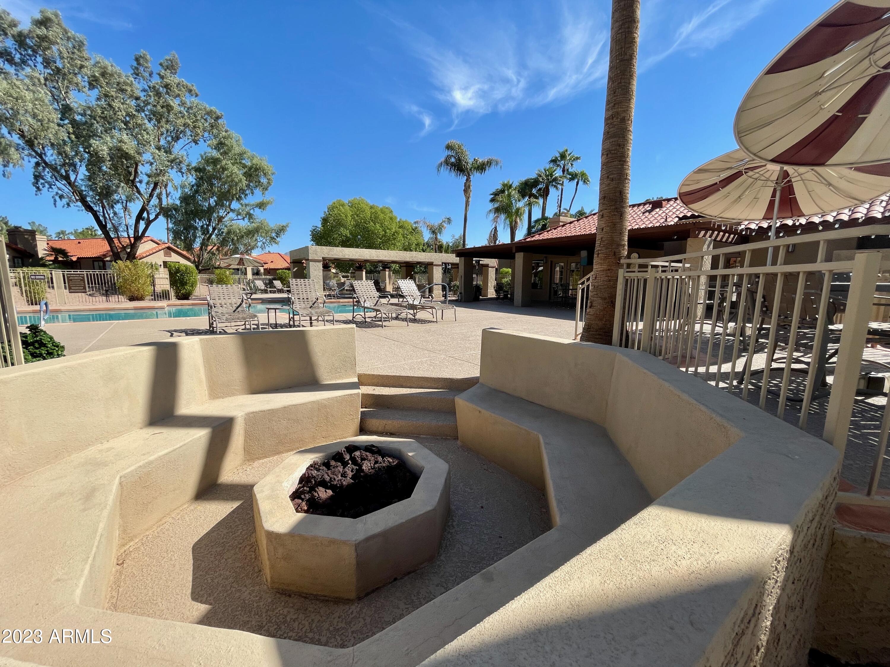 8700 E MOUNTAIN VIEW Road, 1049