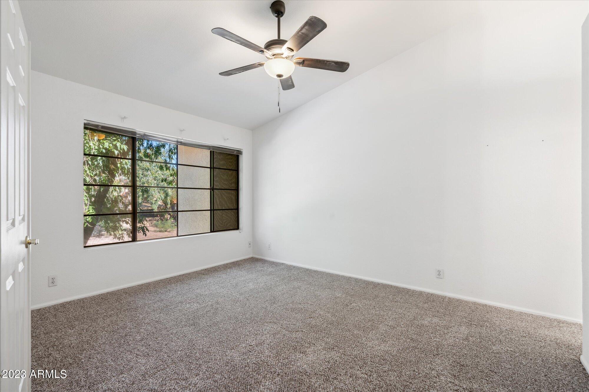 8700 E MOUNTAIN VIEW Road, 1049