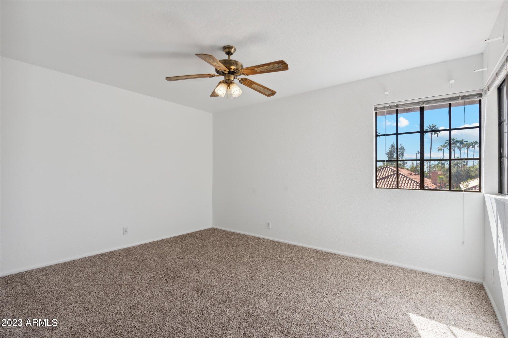 8700 E MOUNTAIN VIEW Road, 1049