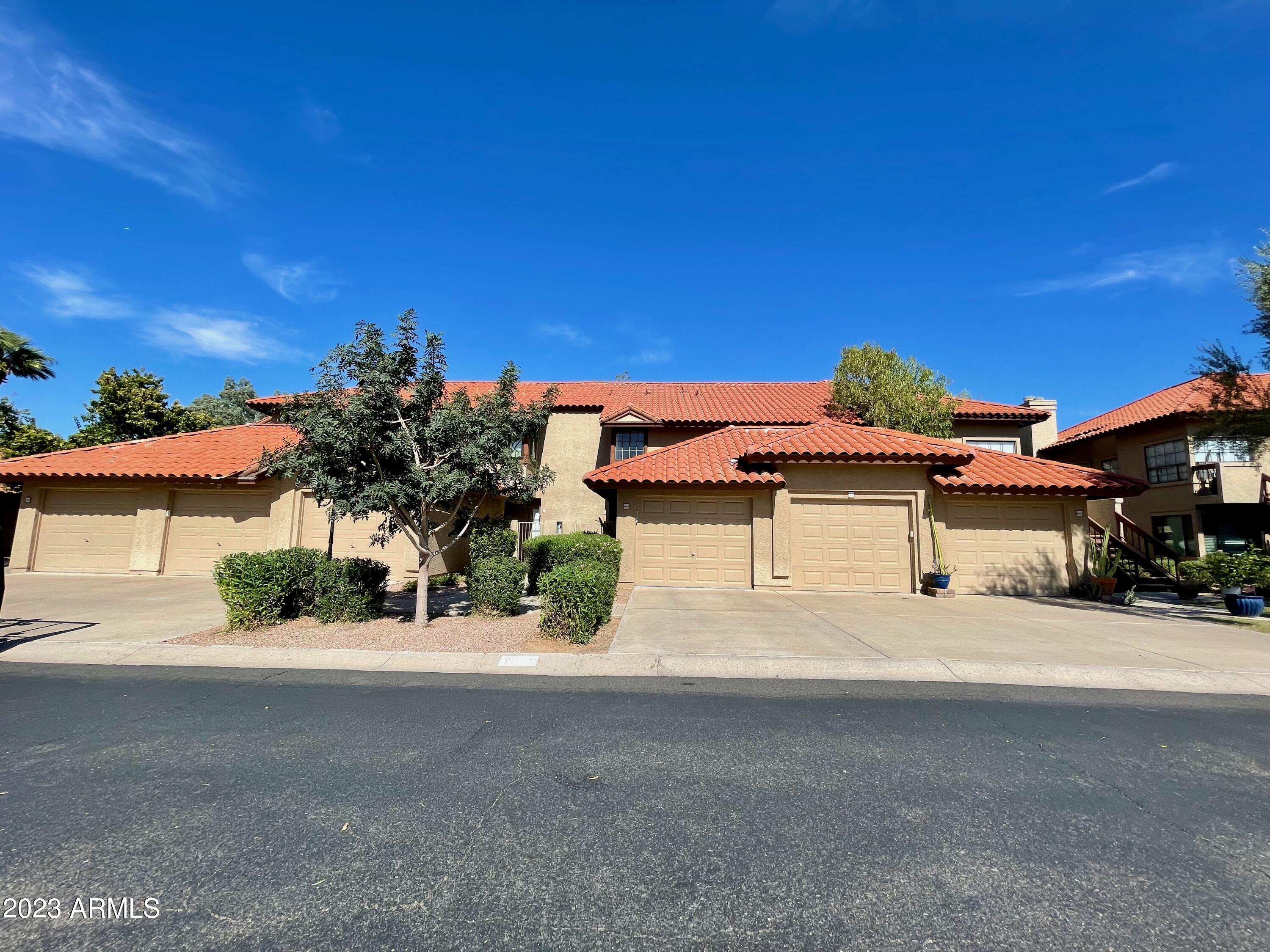 8700 E MOUNTAIN VIEW Road, 1049