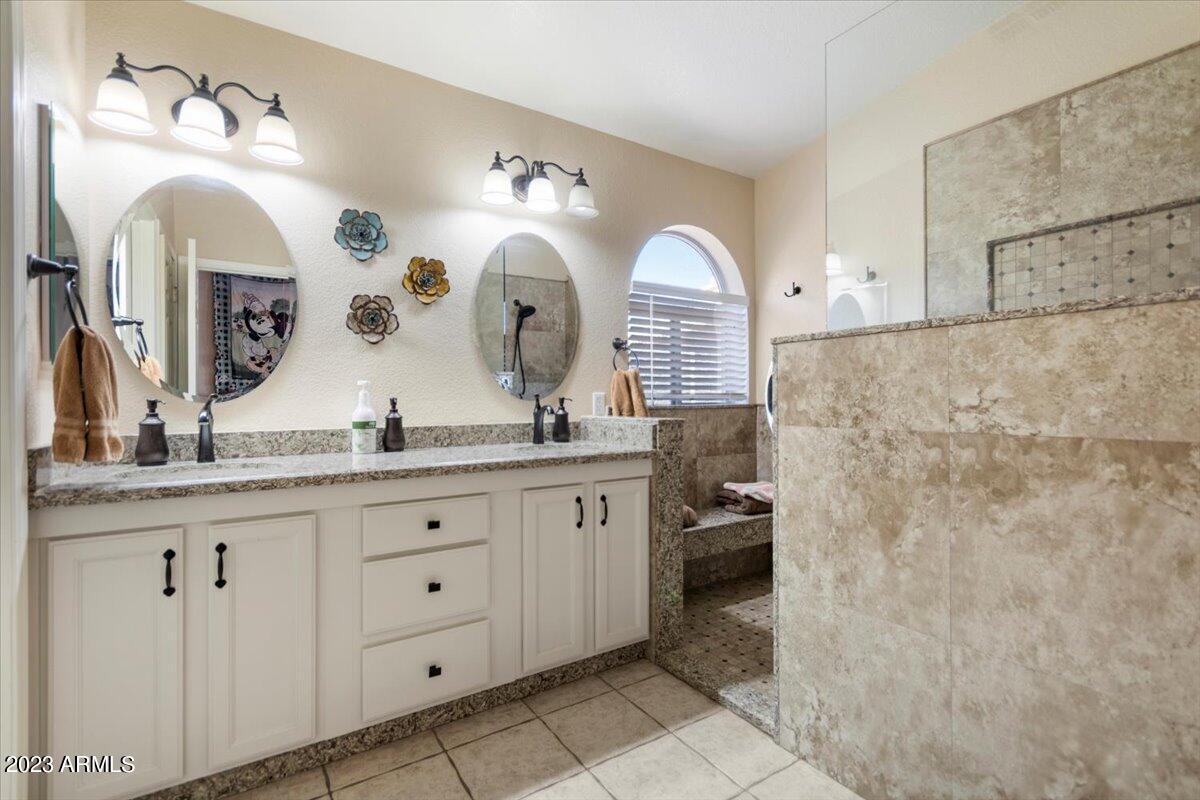 11662 W AGAVE Court