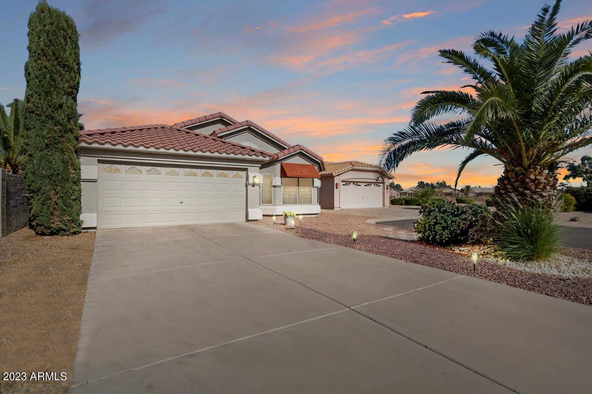11662 W AGAVE Court