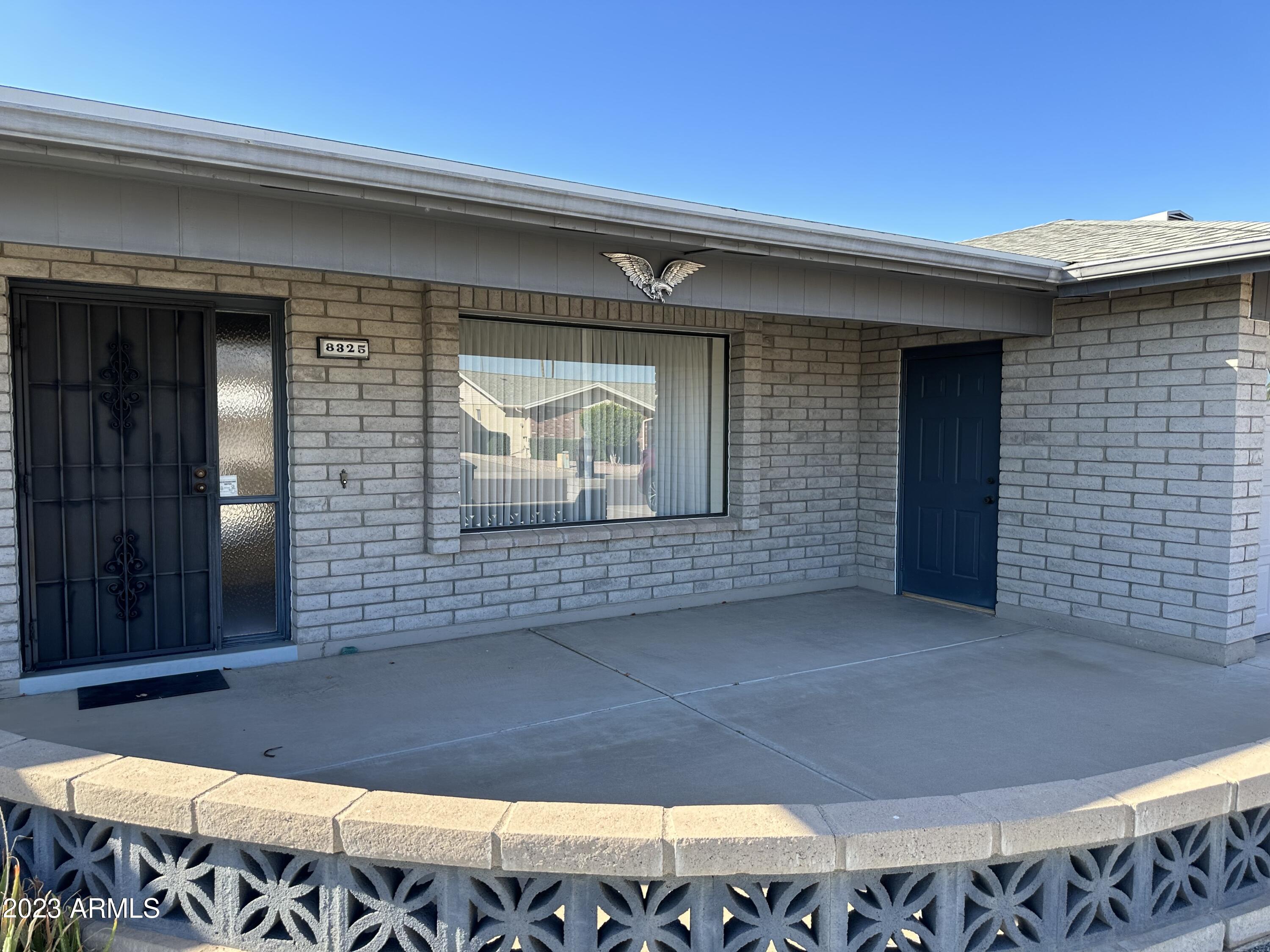 8325 E LAGUNA AZUL Avenue