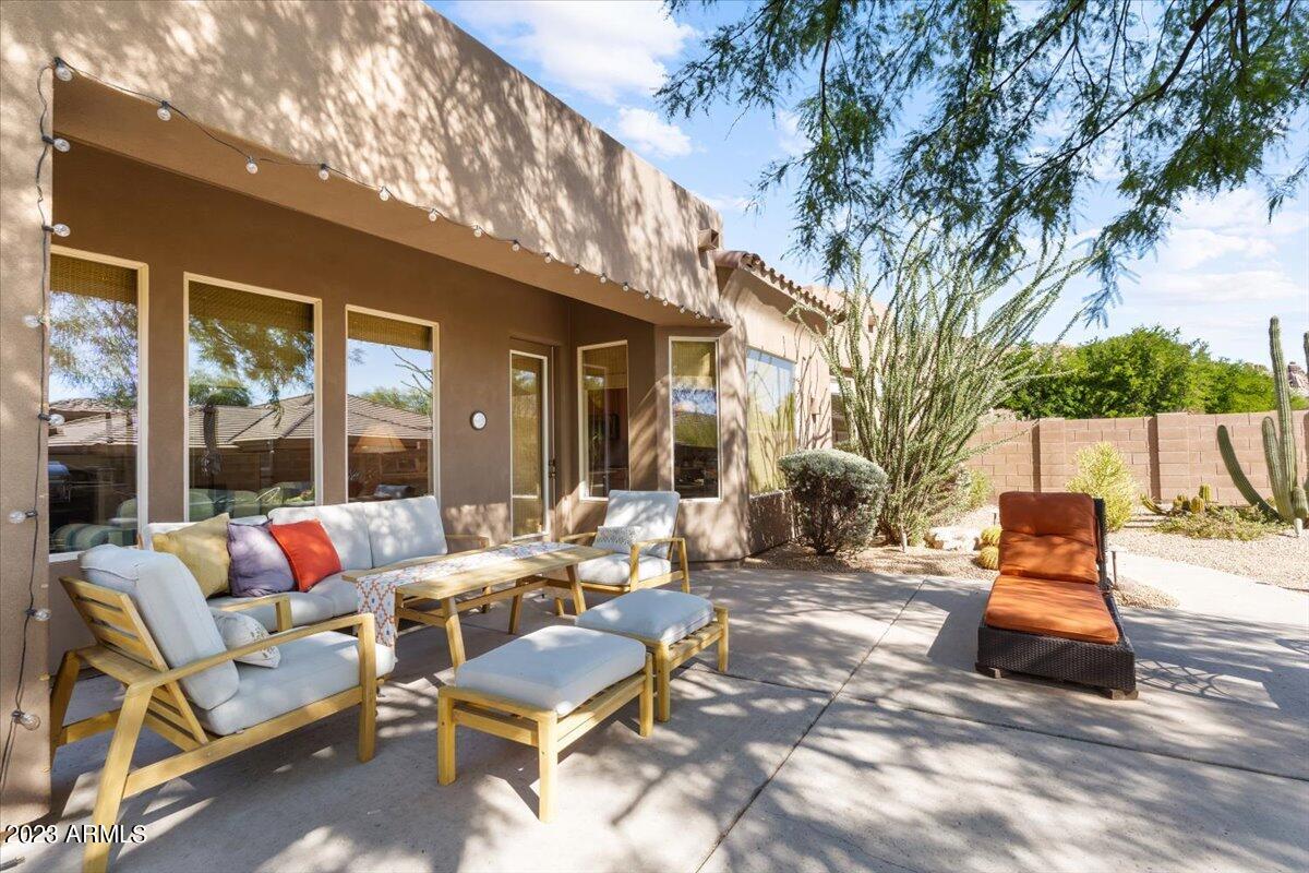 7347 E EAGLE FEATHER Road