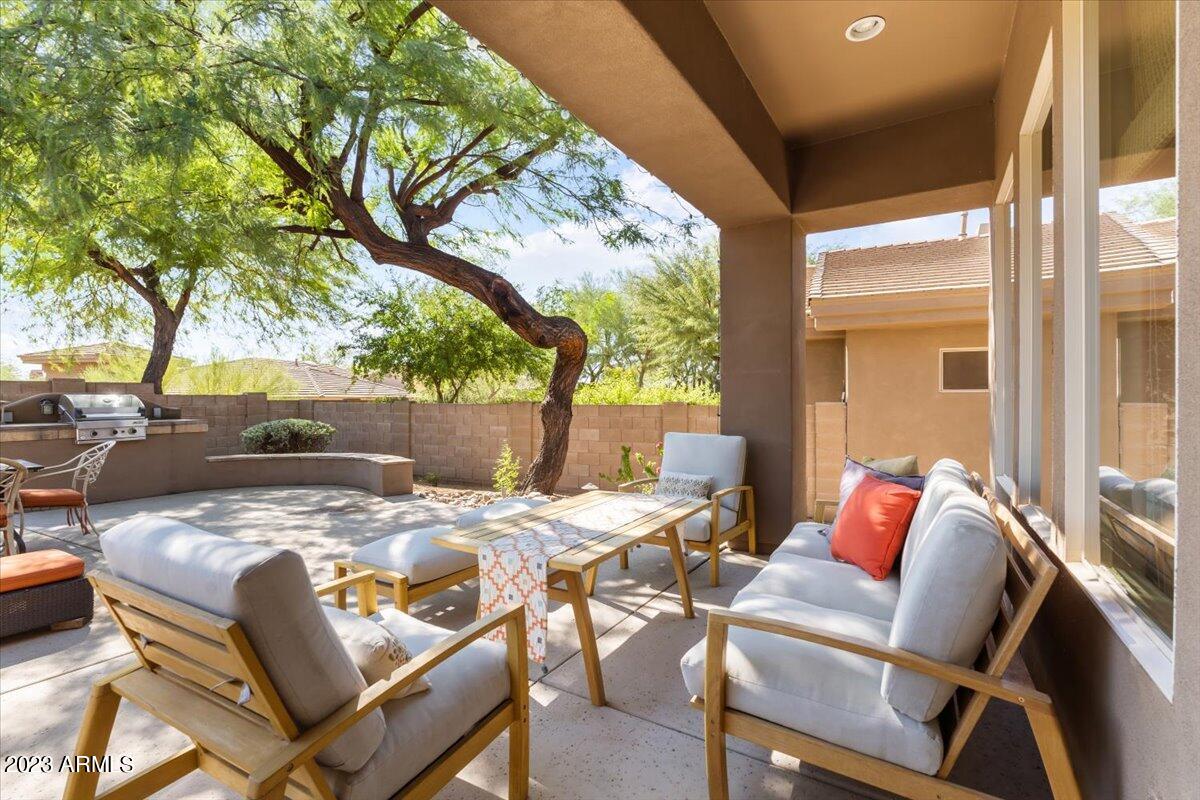 7347 E EAGLE FEATHER Road
