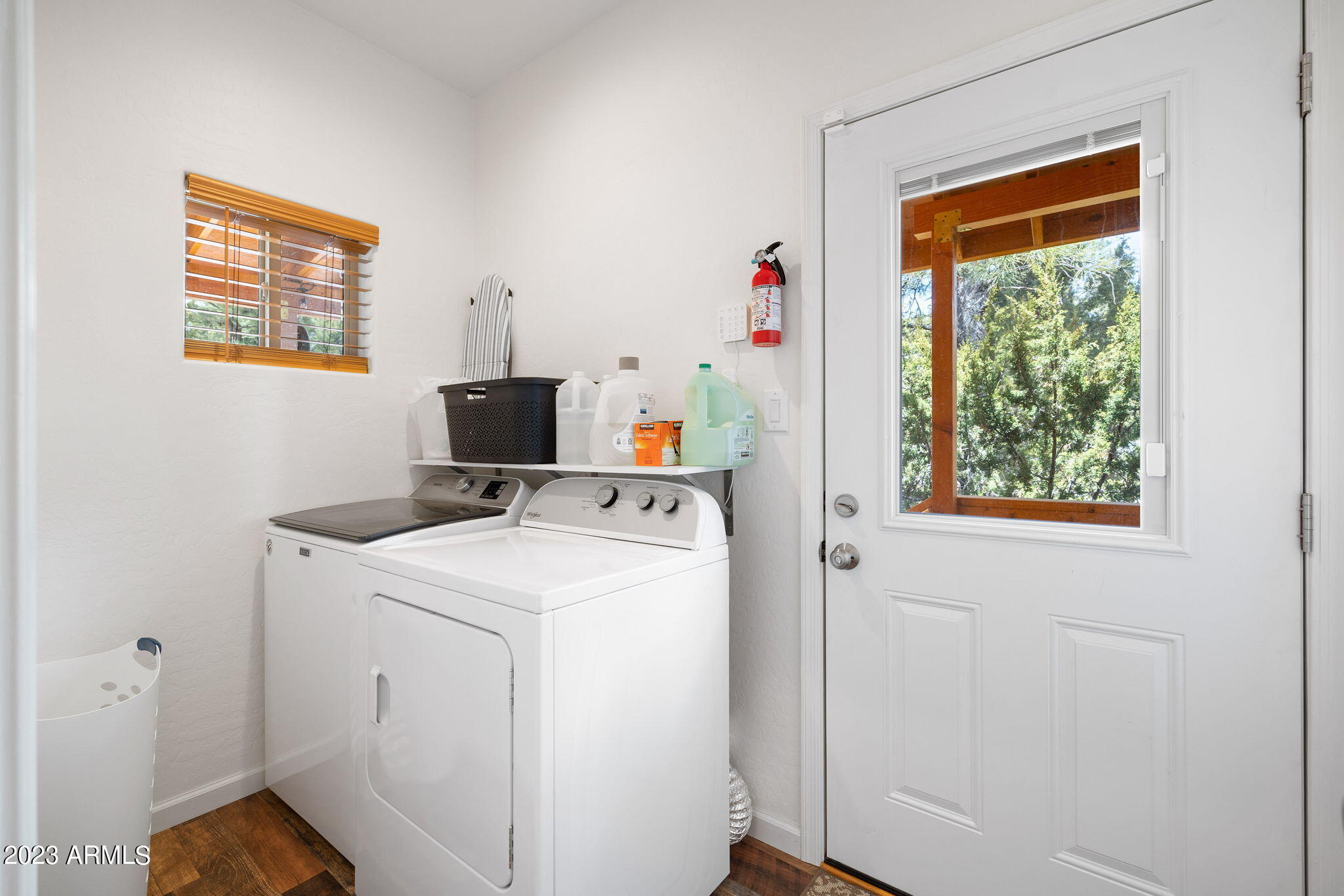 3367 WHISPERING PINE Drive