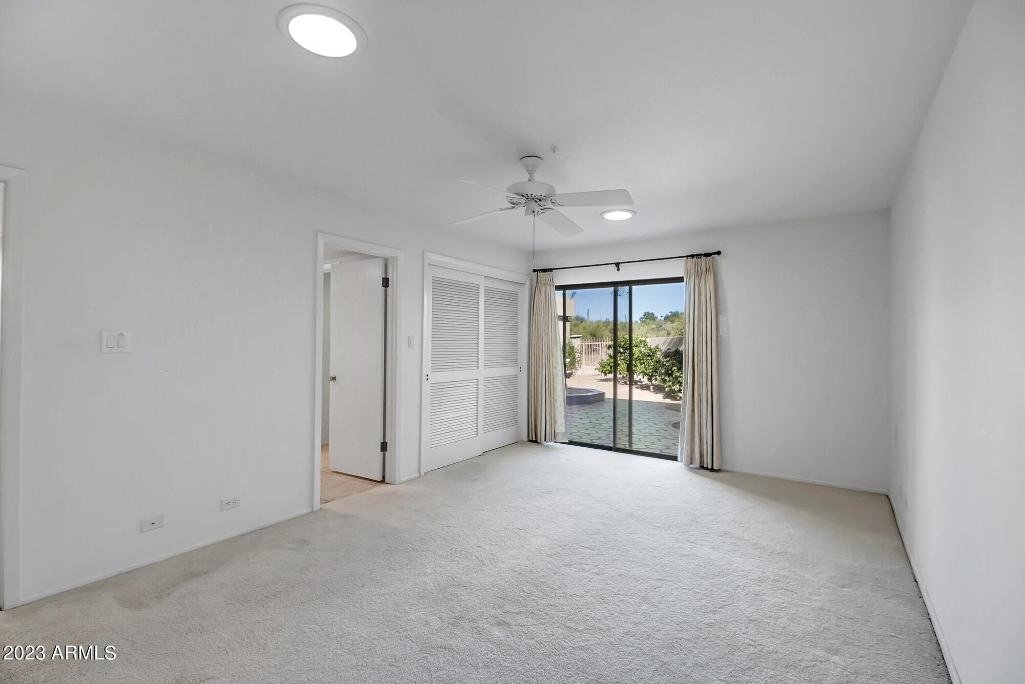 1062 E BOULDER Drive