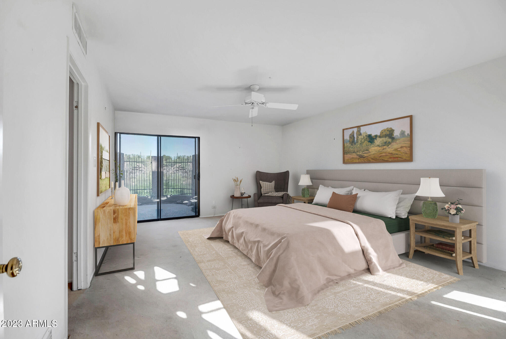 1062 E BOULDER Drive