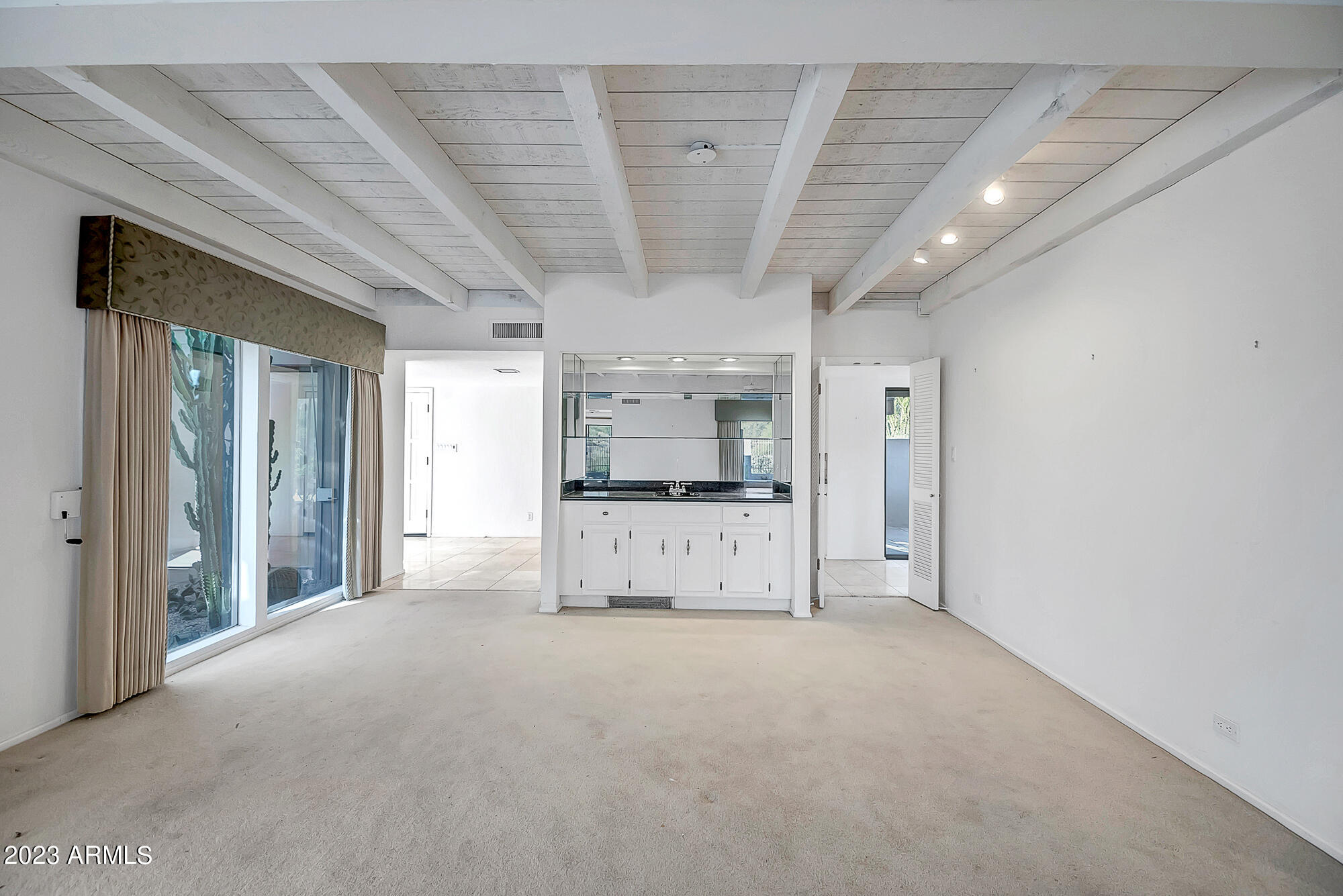 1062 E BOULDER Drive