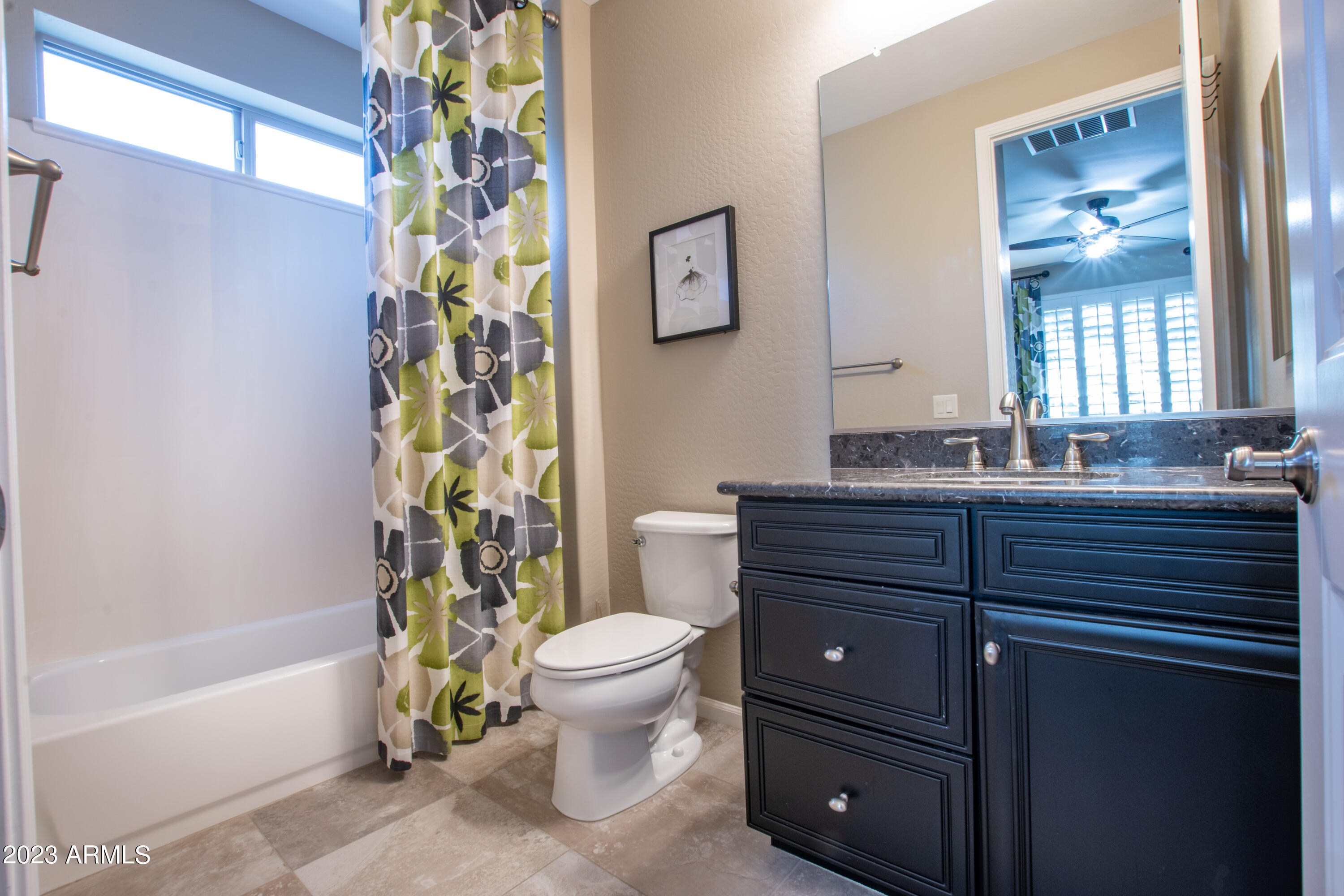 16780 W HOLLY Street