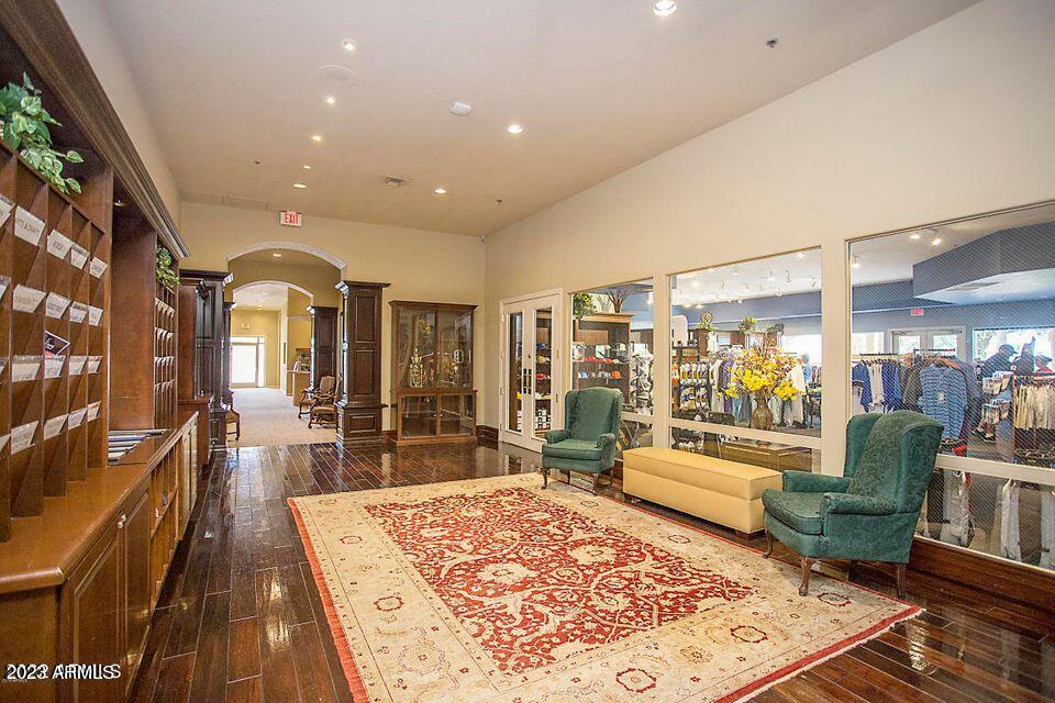 16780 W HOLLY Street