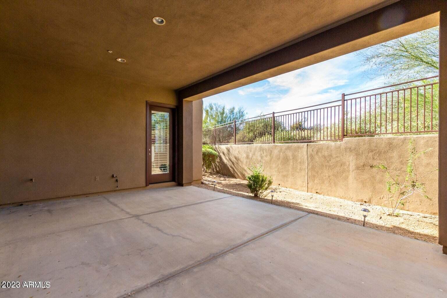 27000 N ALMA SCHOOL Parkway, 1006