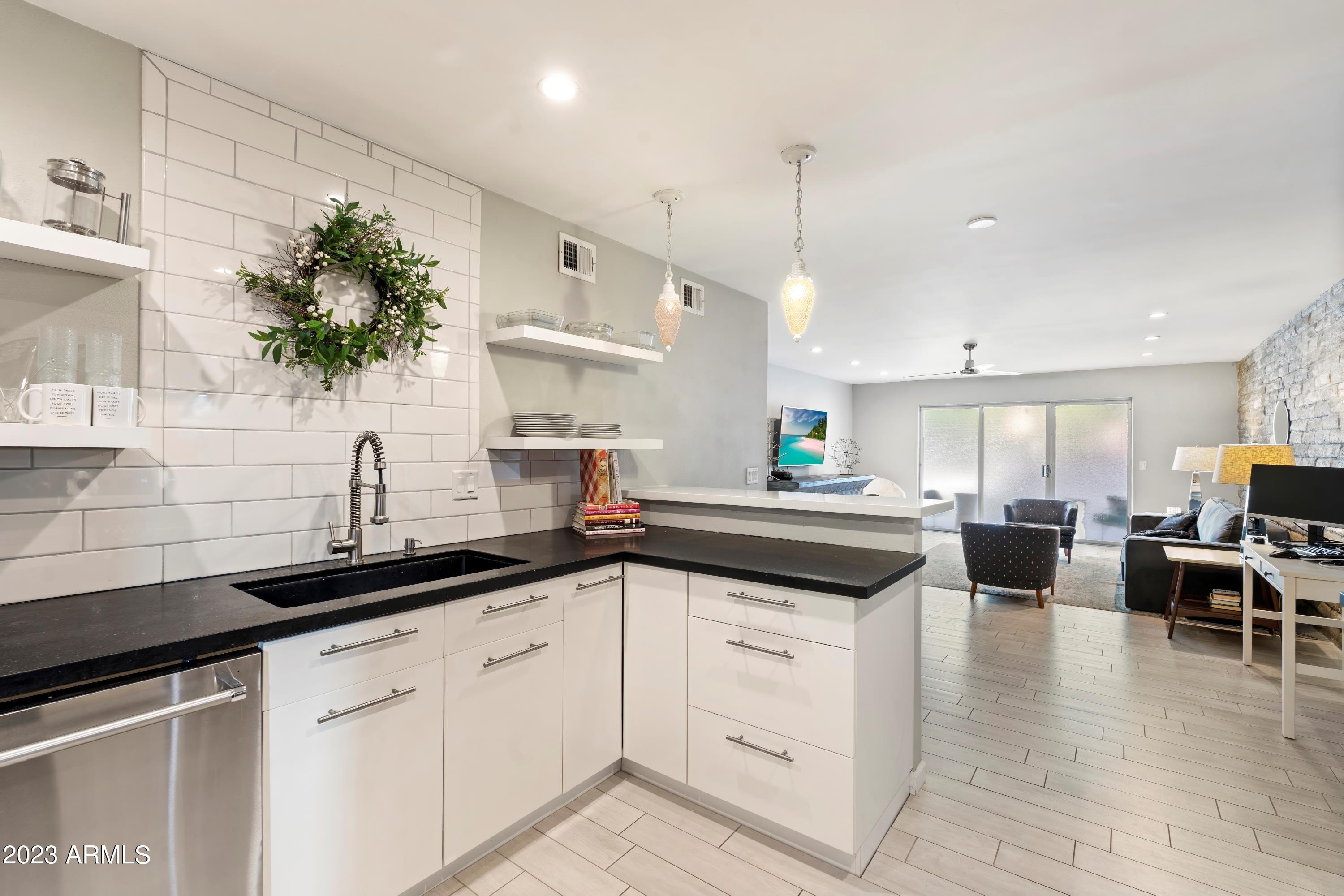 3635 E TURNEY Avenue # 15