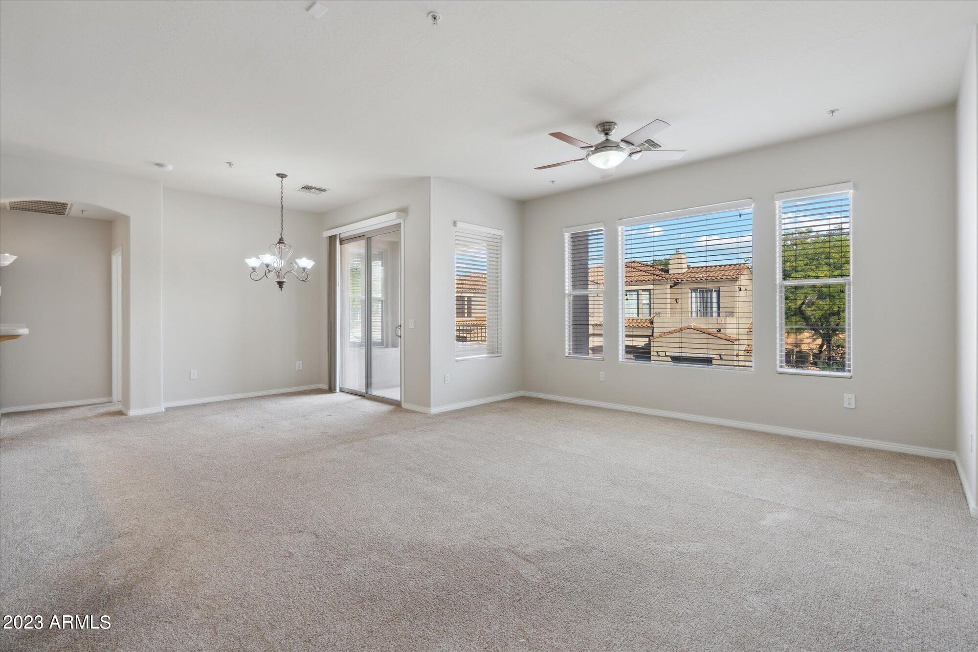 19475 N GRAYHAWK Drive, 2091
