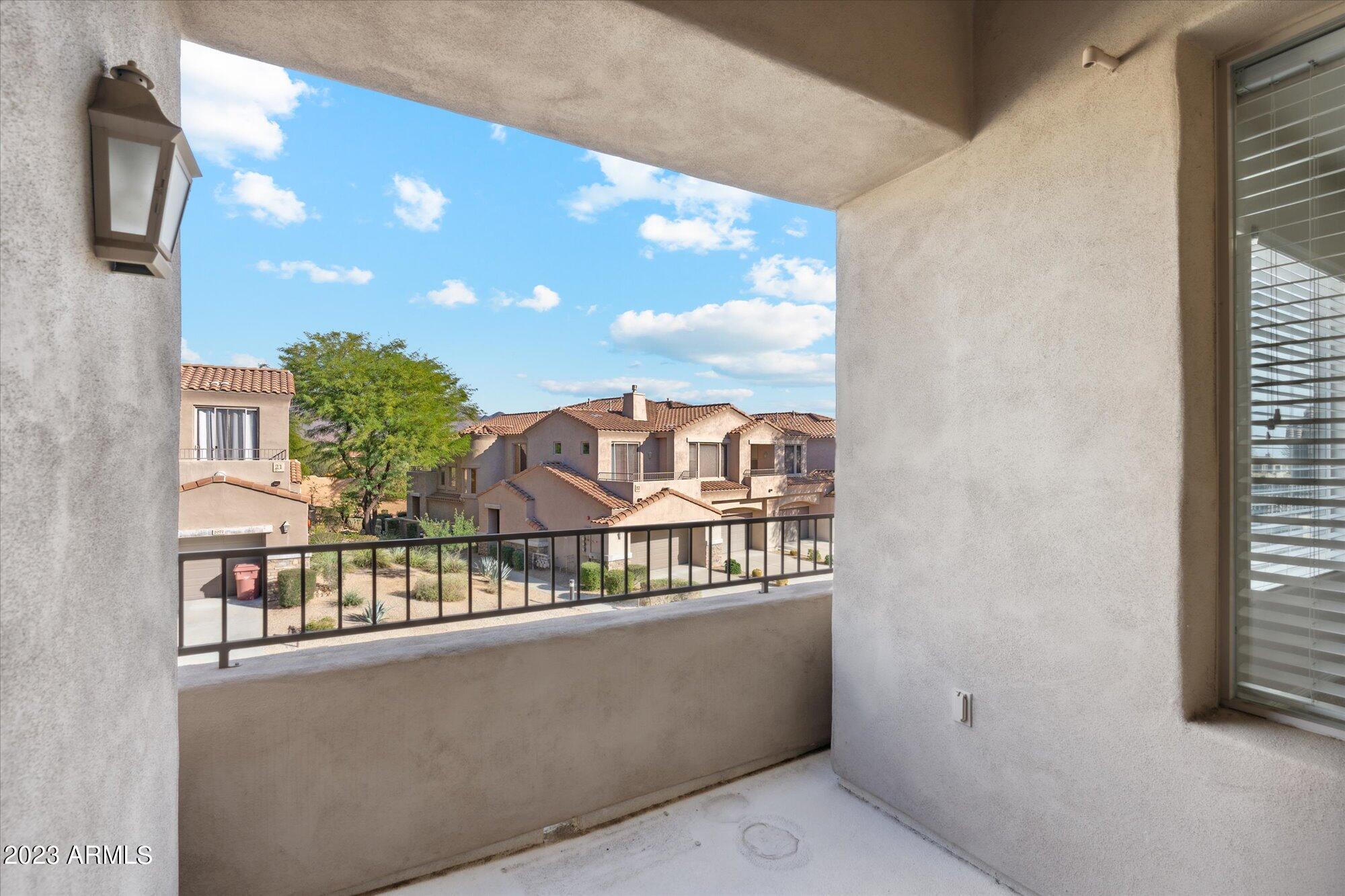 19475 N GRAYHAWK Drive, 2091