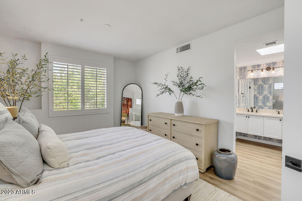 7700 E GAINEY RANCH Road, 207