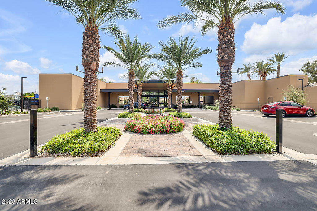 7700 E GAINEY RANCH Road, 207