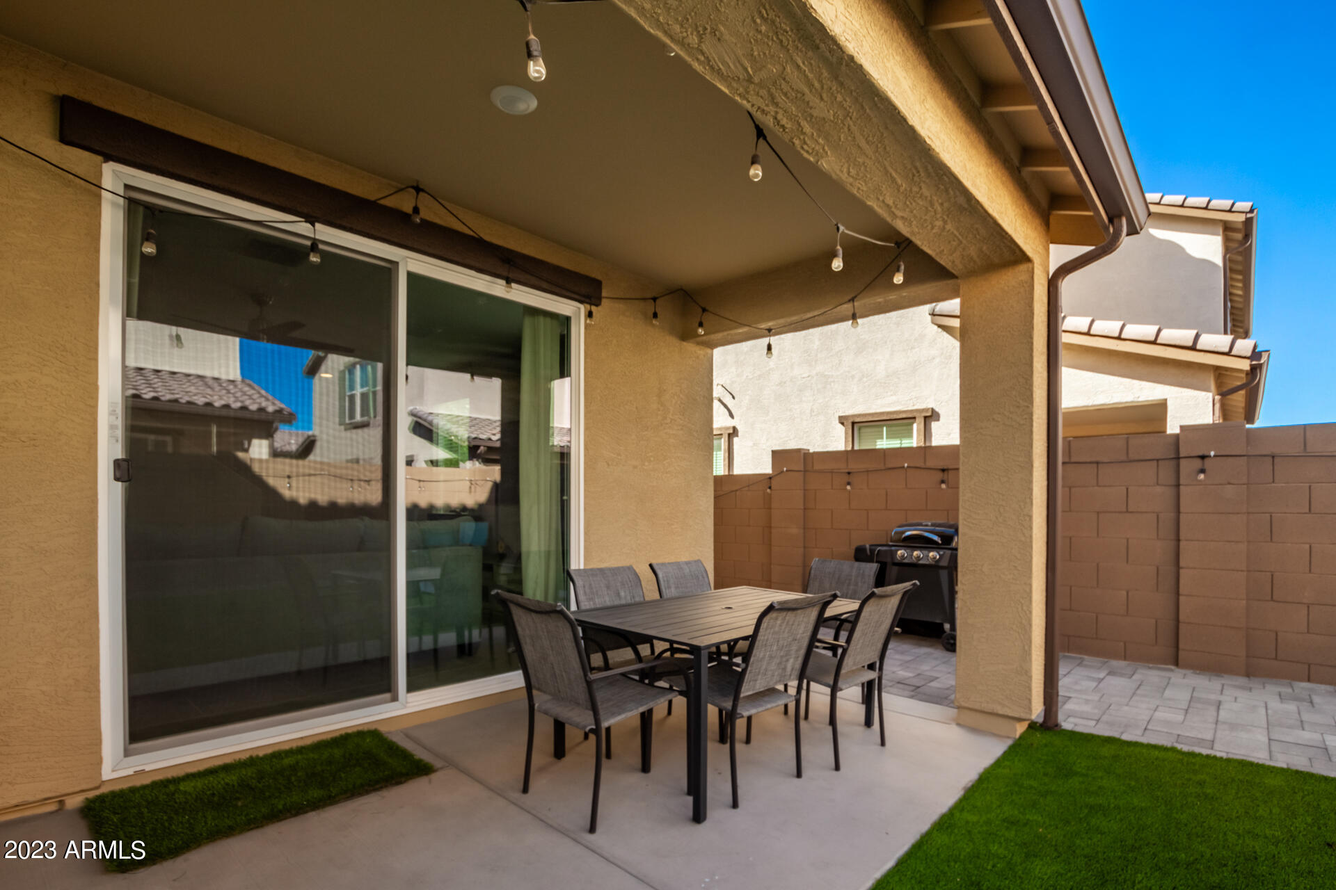 1255 N ARIZONA Avenue, 1170