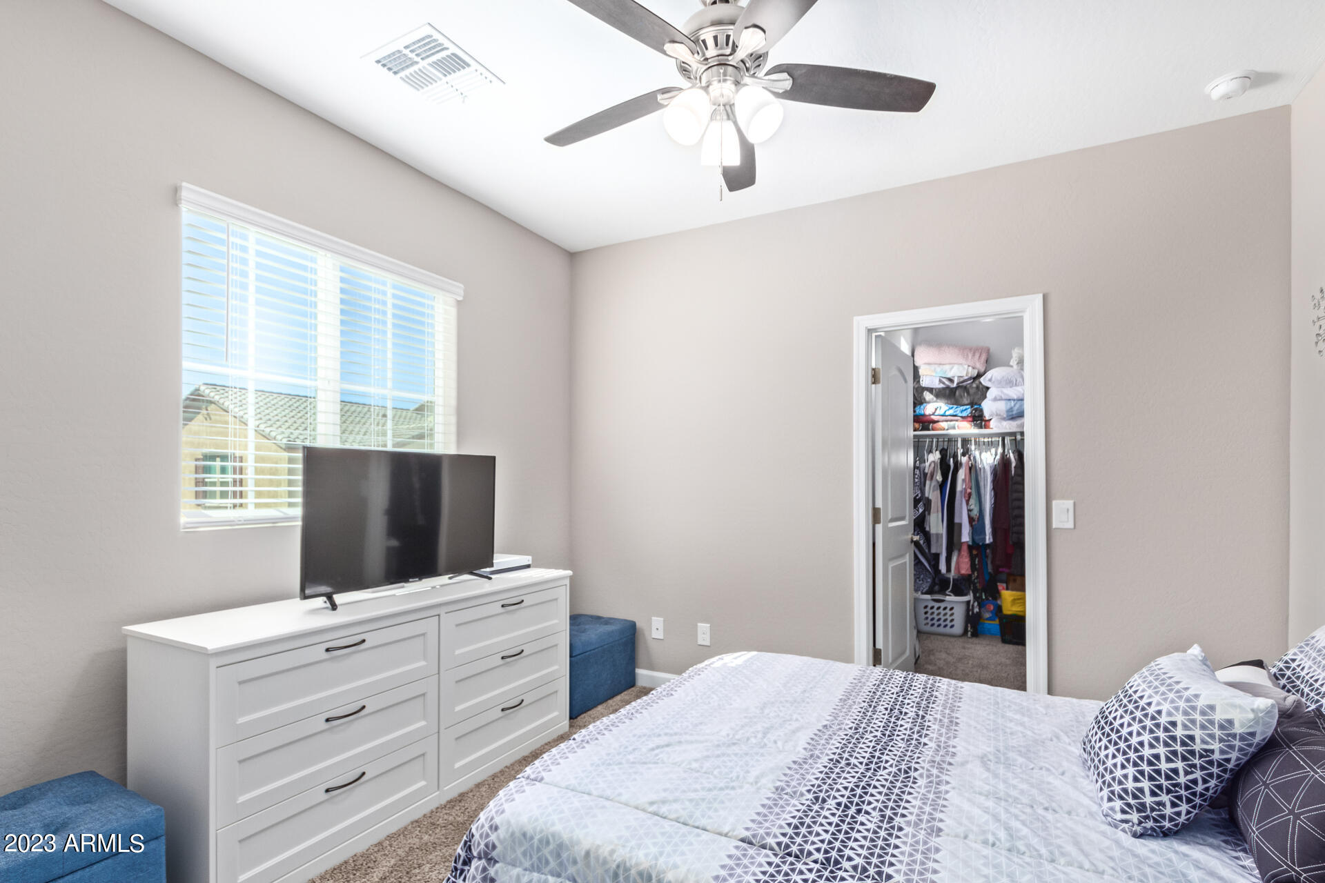 1255 N ARIZONA Avenue, 1170