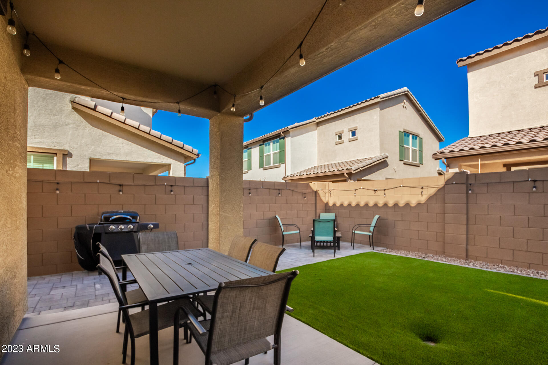 1255 N ARIZONA Avenue, 1170