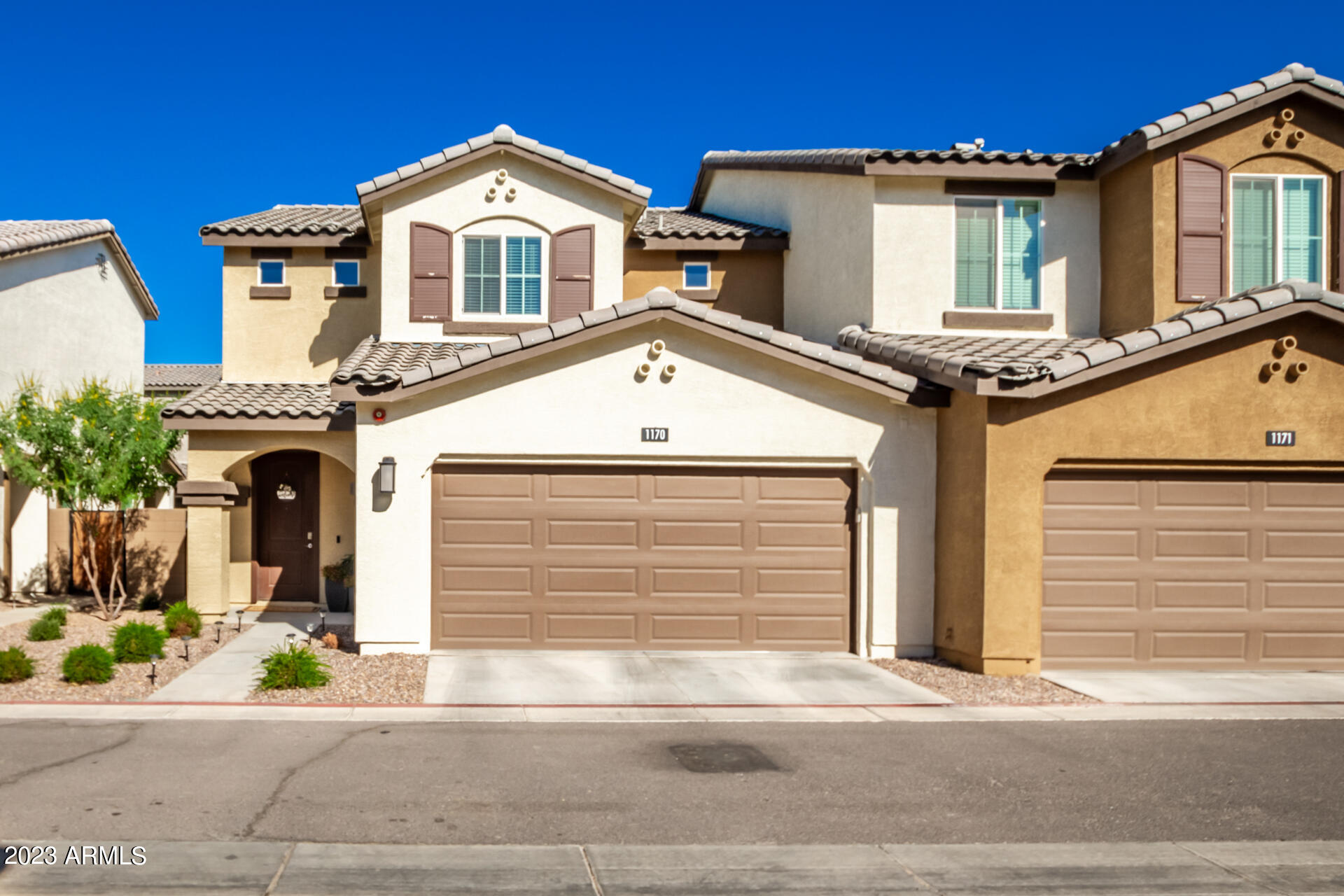 1255 N ARIZONA Avenue, 1170