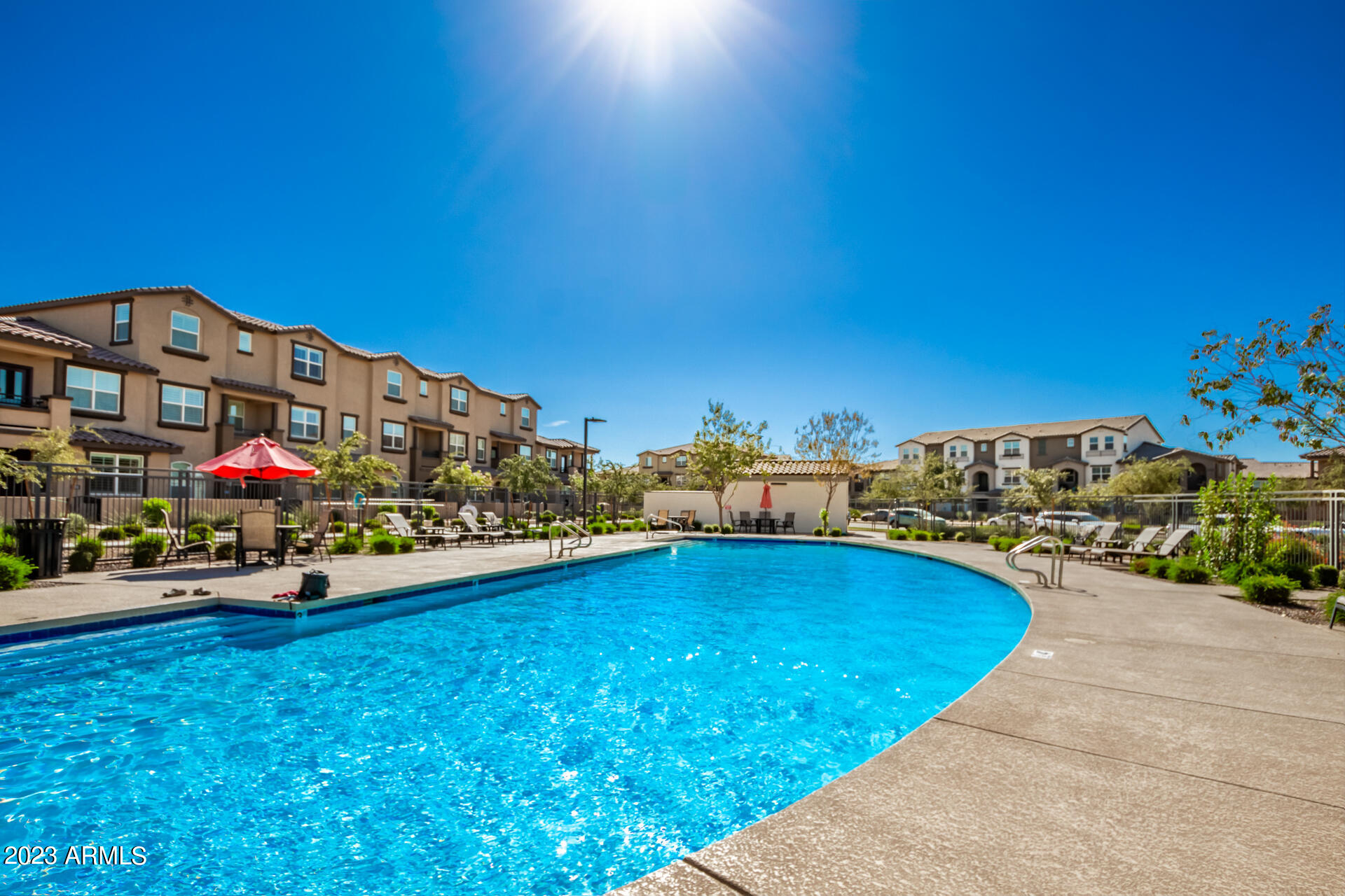 1255 N ARIZONA Avenue, 1170